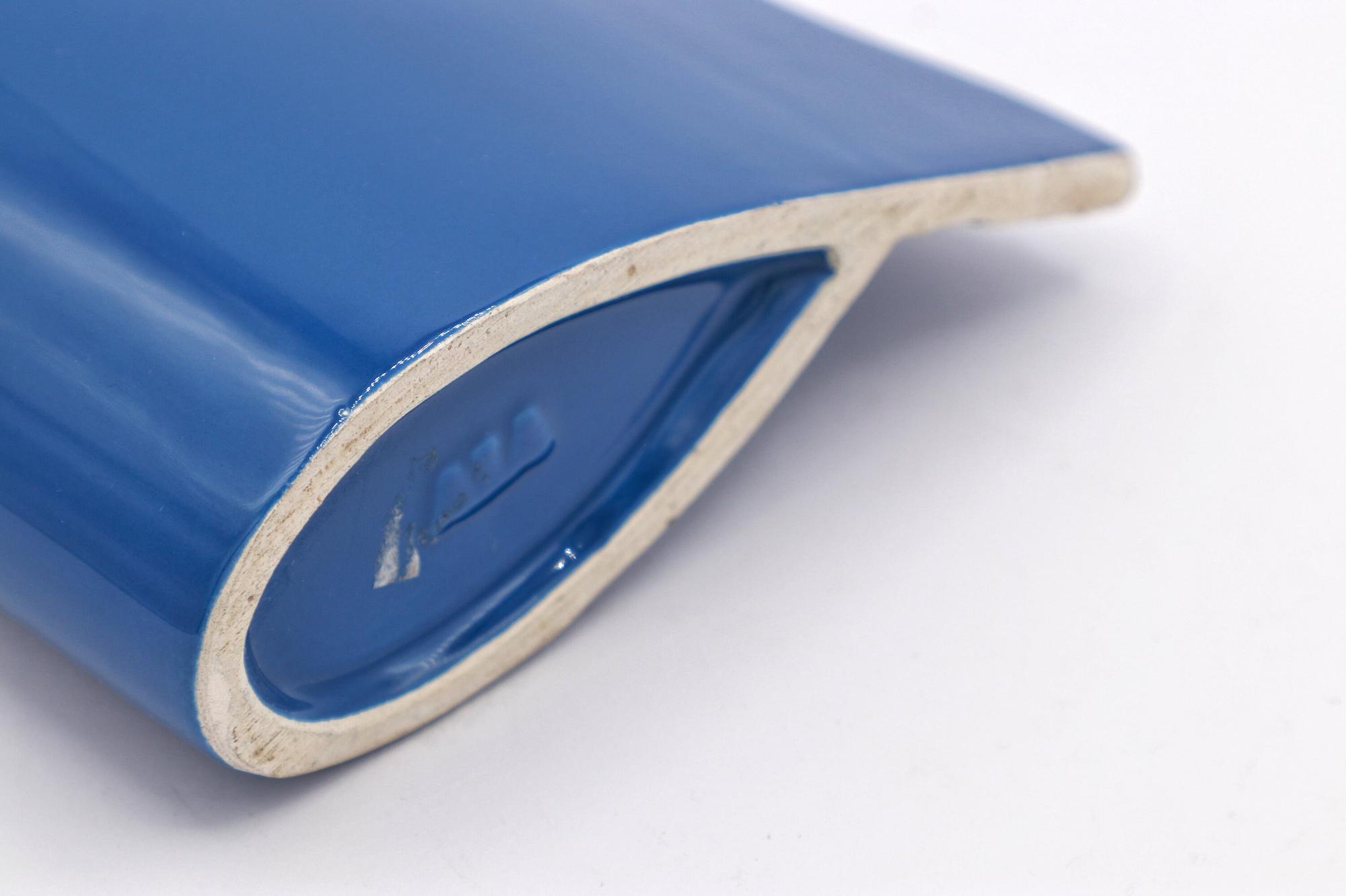 Vaso vintage in ceramica blu anni '90 2