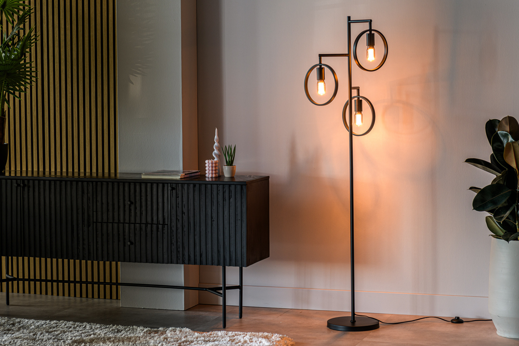 Floor Lamp 3-Light Metal Black 1
