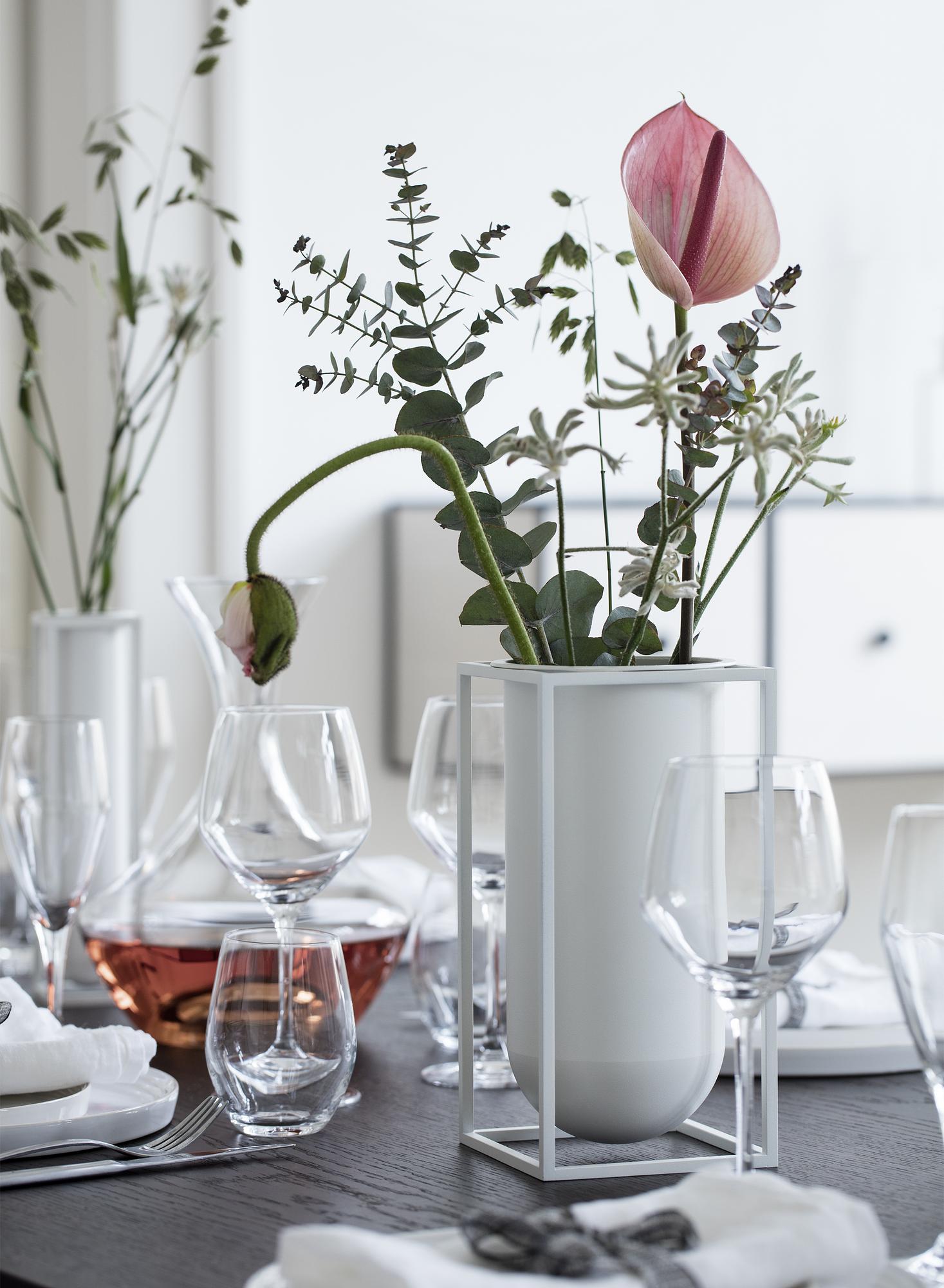 Kubus Vase Flora Weiß 1