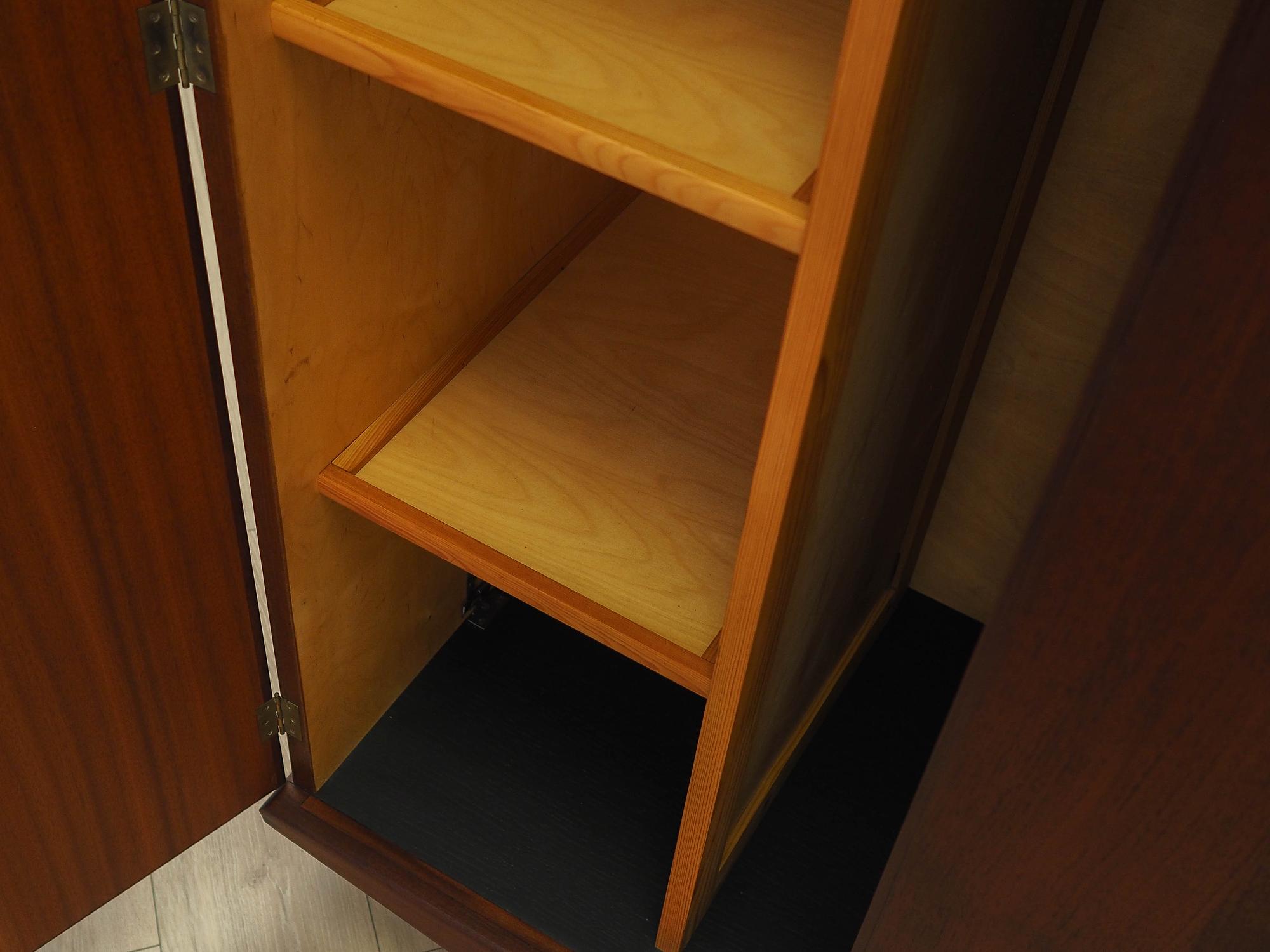 Teak Kleiderschrank 1960er Jahre Grau Braun 14