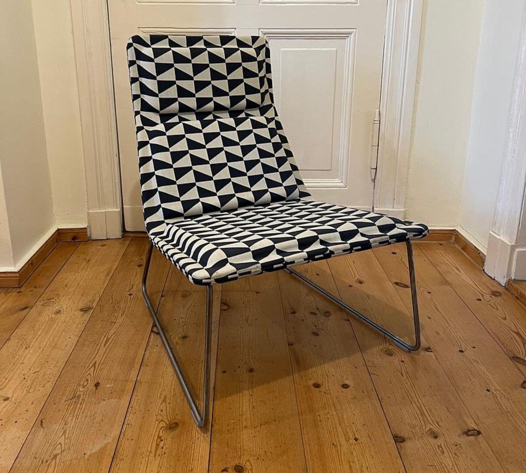 Low Pad Sessel Schwarz Weiß gemustert 0