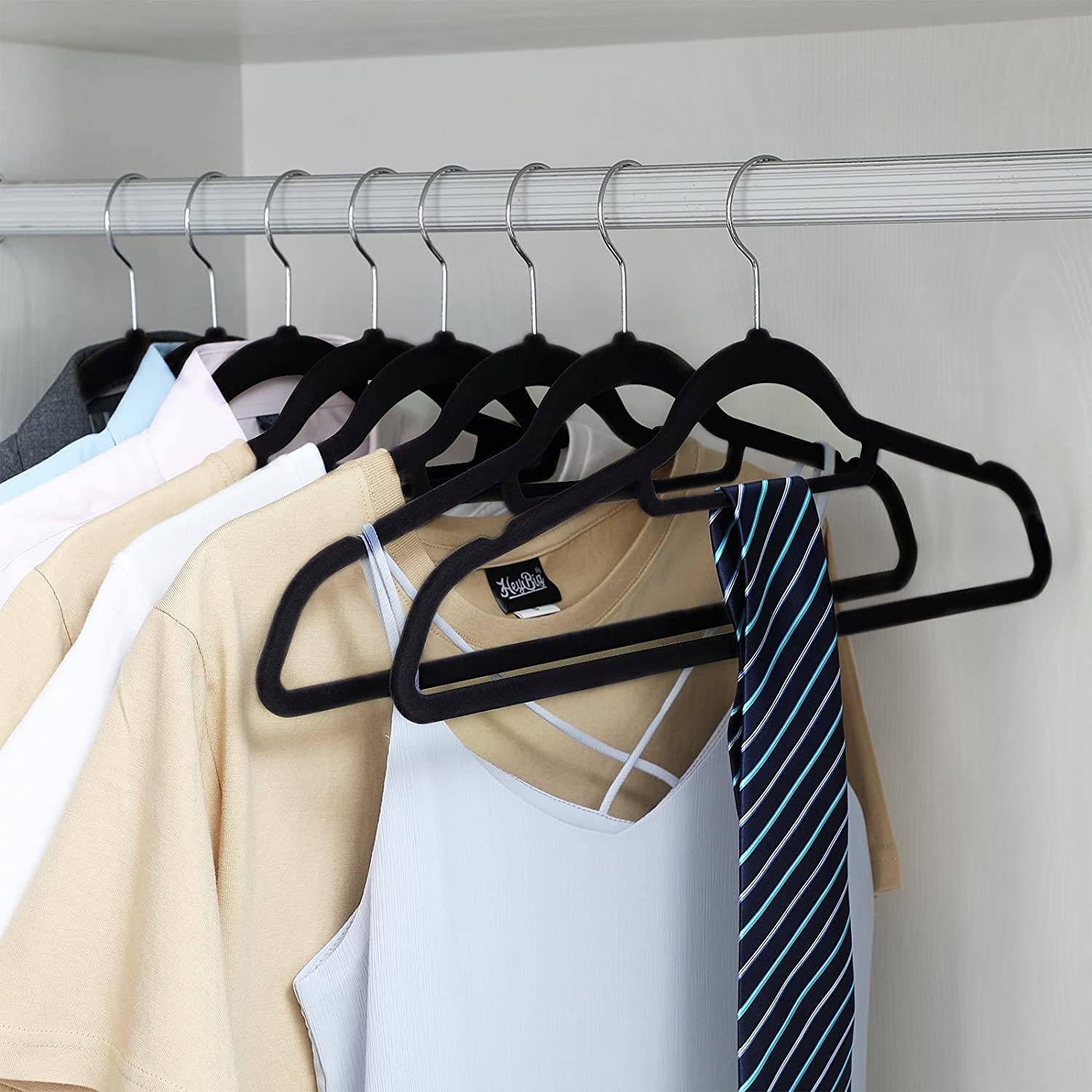 Clothes hanger Bellepierre III set of 50 plastic black silver 3