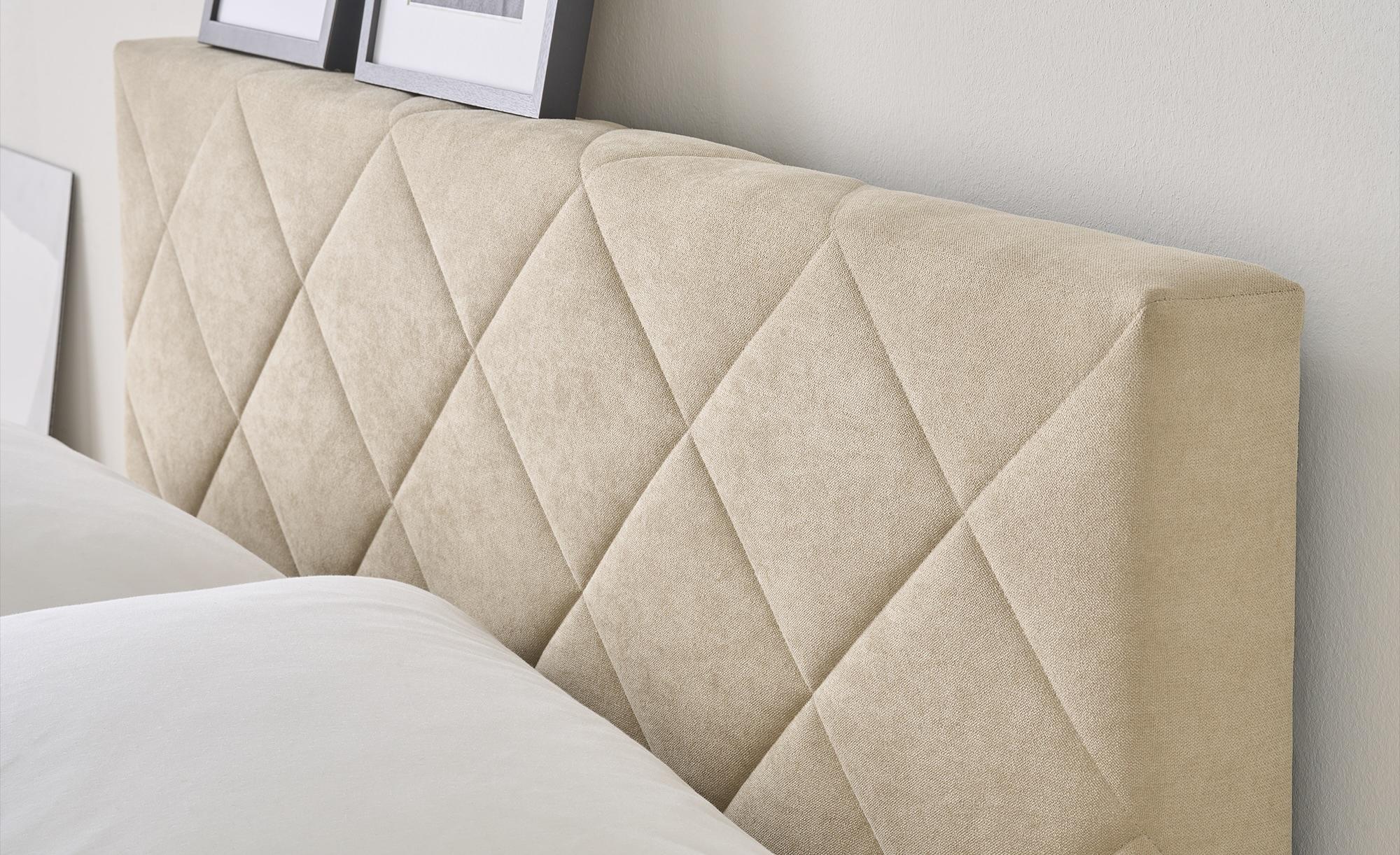 Princess Boxspringbett mit Bettkasten Beige 2