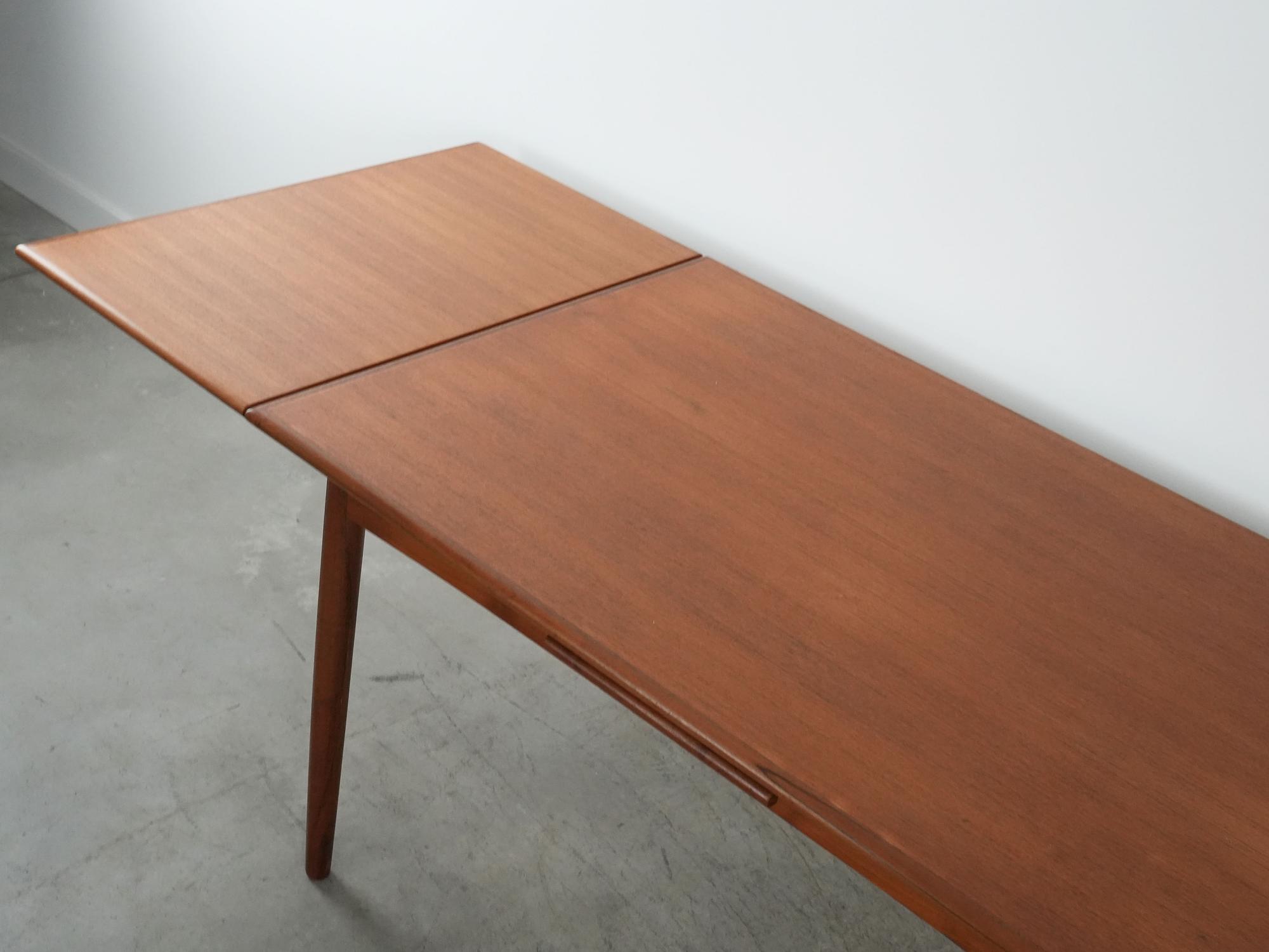 Dining table teak 1970s 8