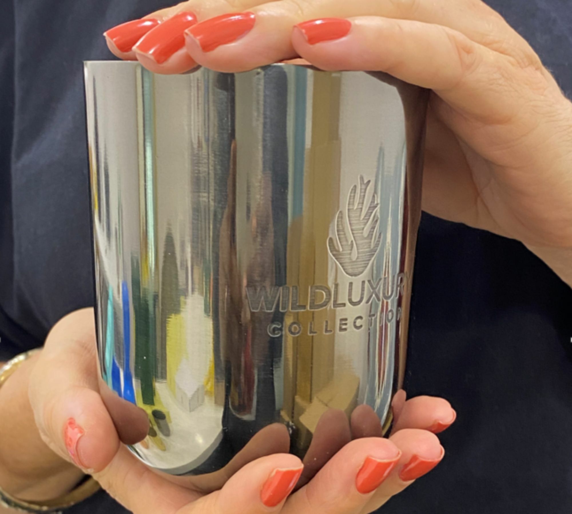 Handgegossene Sojawachs Duftkerze Water Lilies & Spice 450gr 3