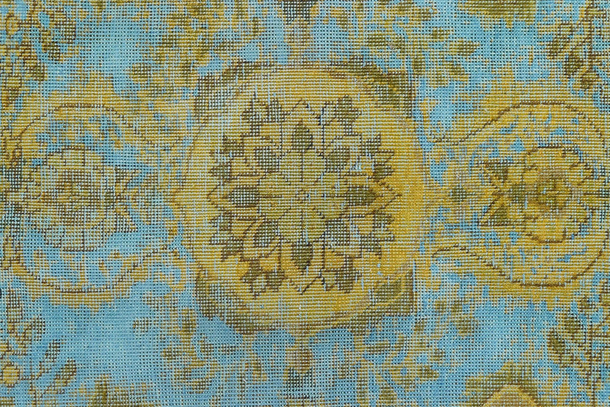 Vintage carpet green 4