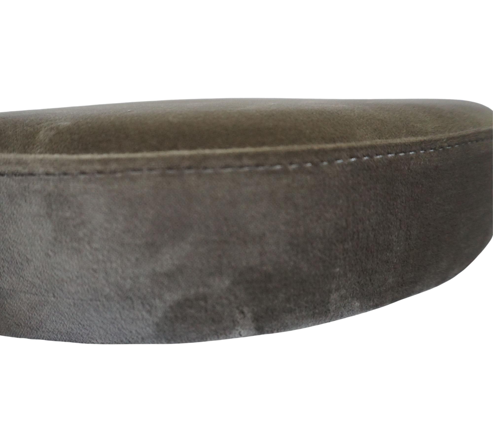 Series 430 Hocker Samt Taupe 3