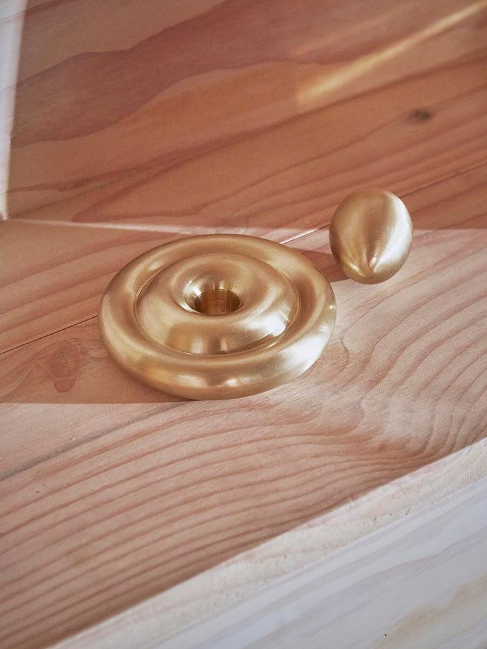 Savi Candlestick Brass Gold 1