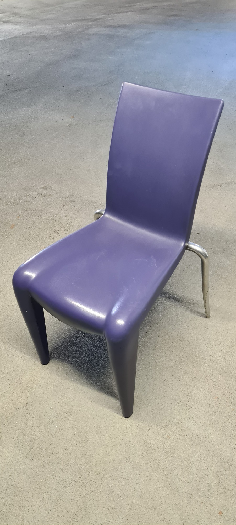 4x Louis 20 Stuhl by Philipp Starck Kunststoff Violett 2