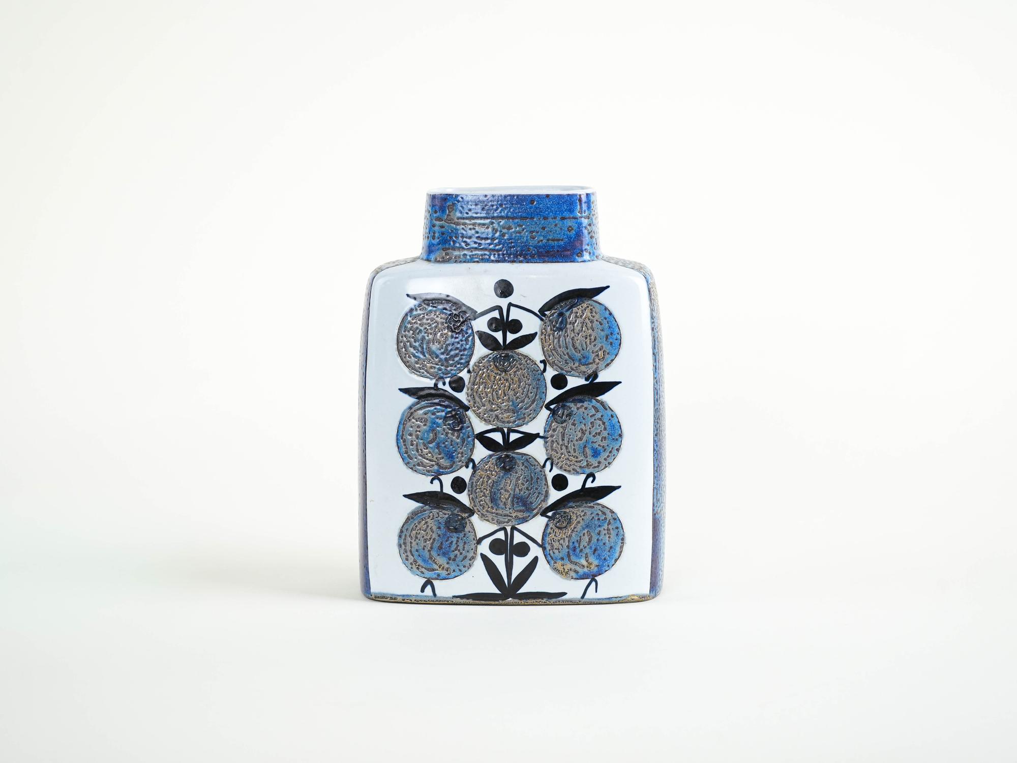 Ceramic vase 1960s Aluminia 3