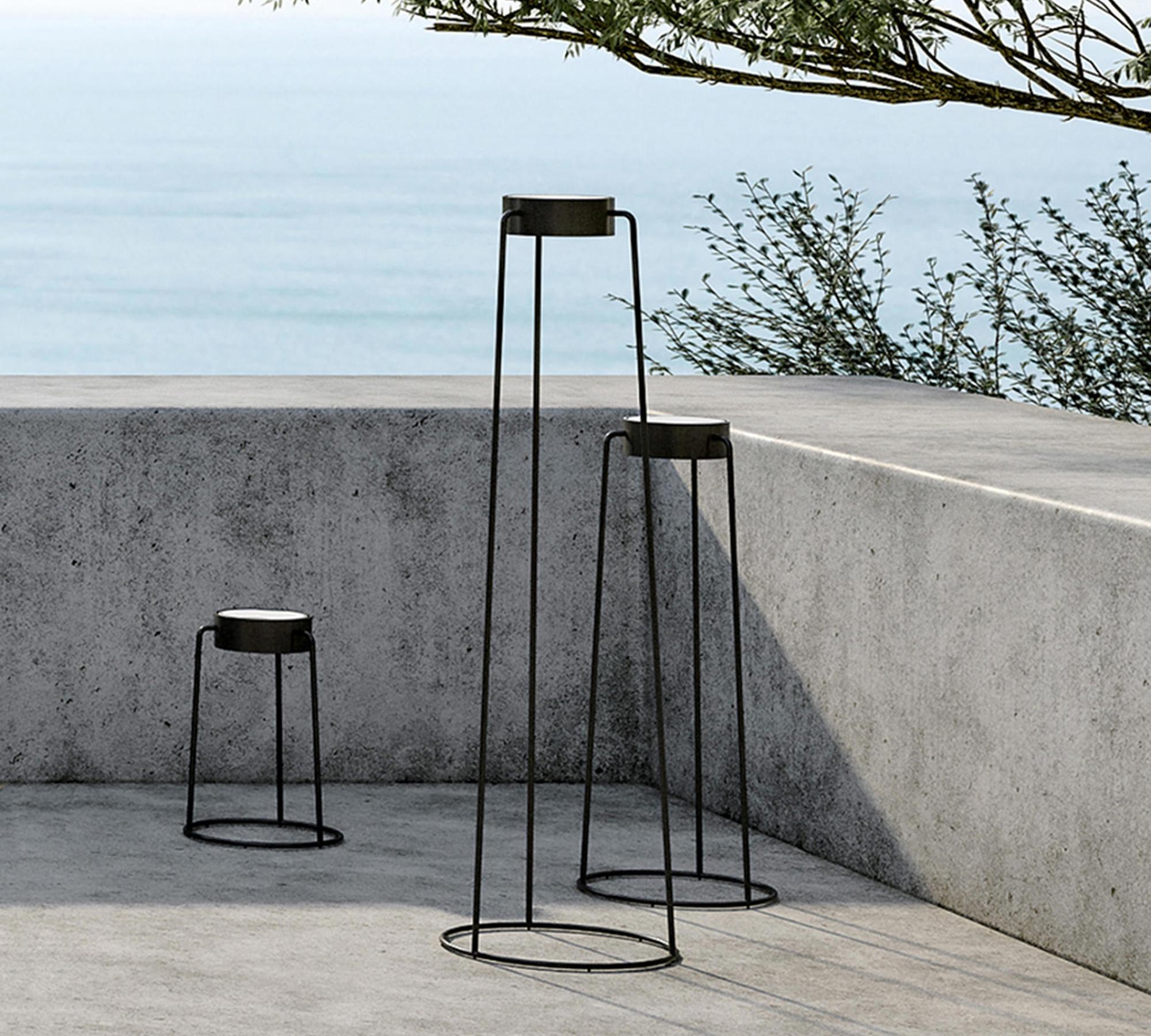 Moon Solar Stehleuchte Maxi Aluminium Anthrazit Ø 34cm 0