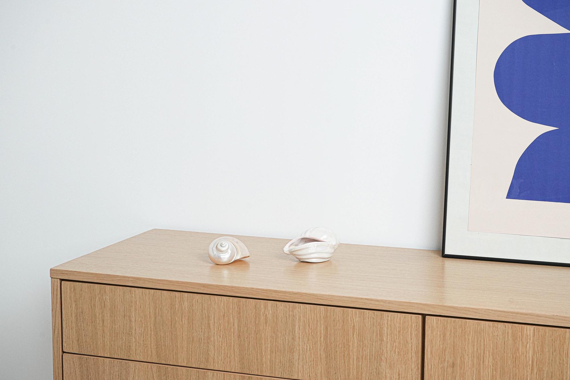 Mother-of-pearl Shell Porcelain 1970s 1