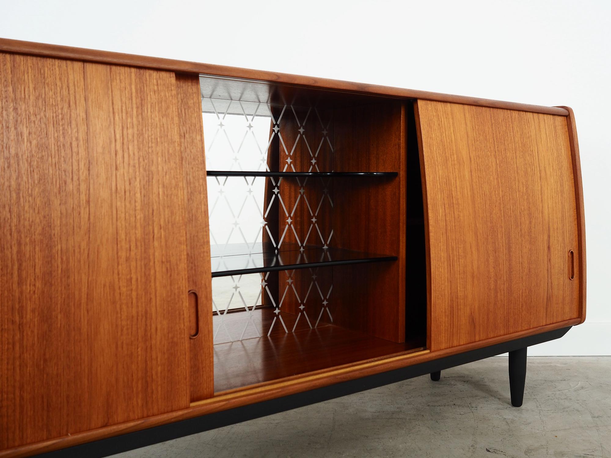 Sideboard Teak 1970s 13
