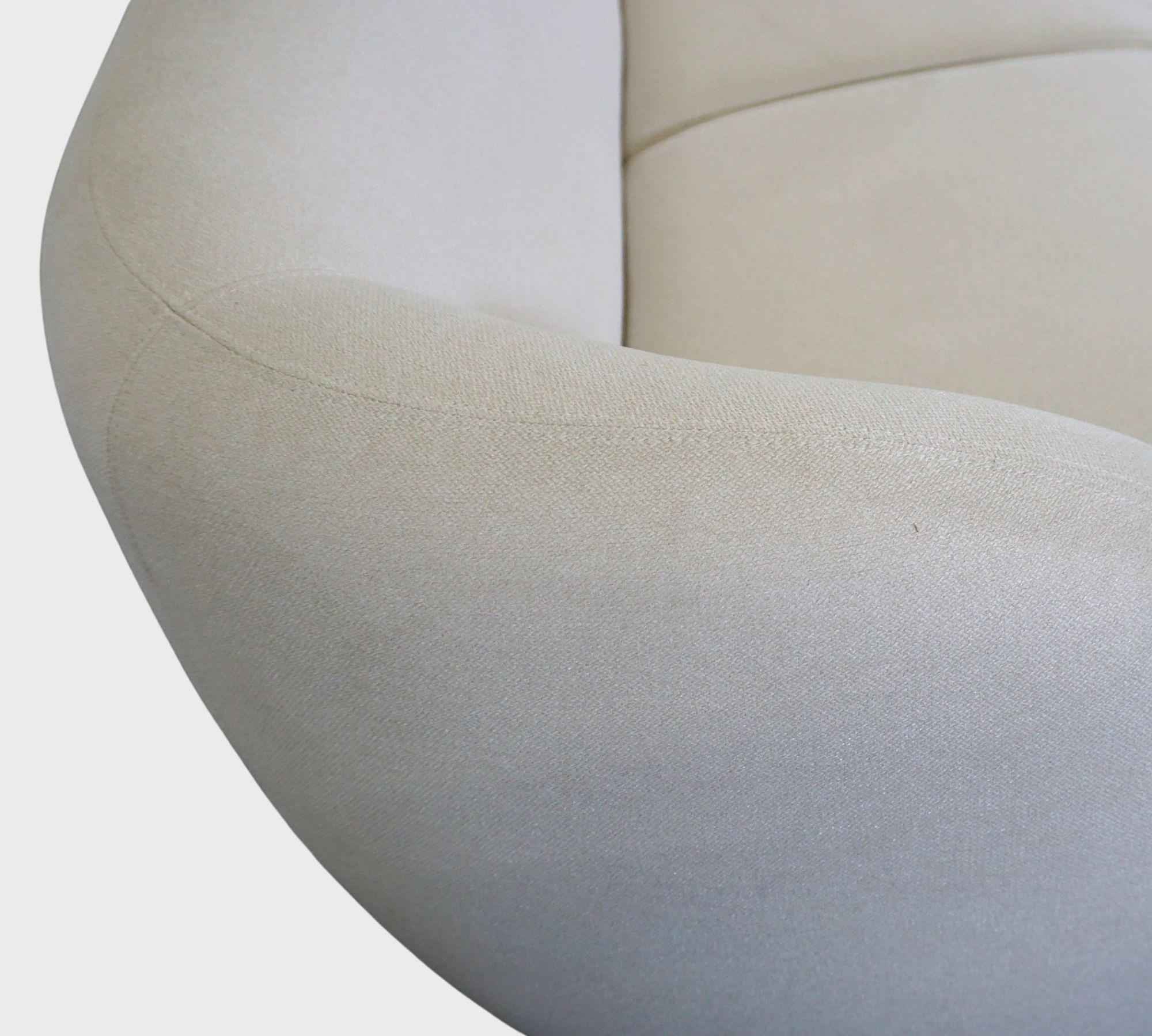 Design-Award-Winning Paula Sofa 2-Sitzer Mark Sand 6