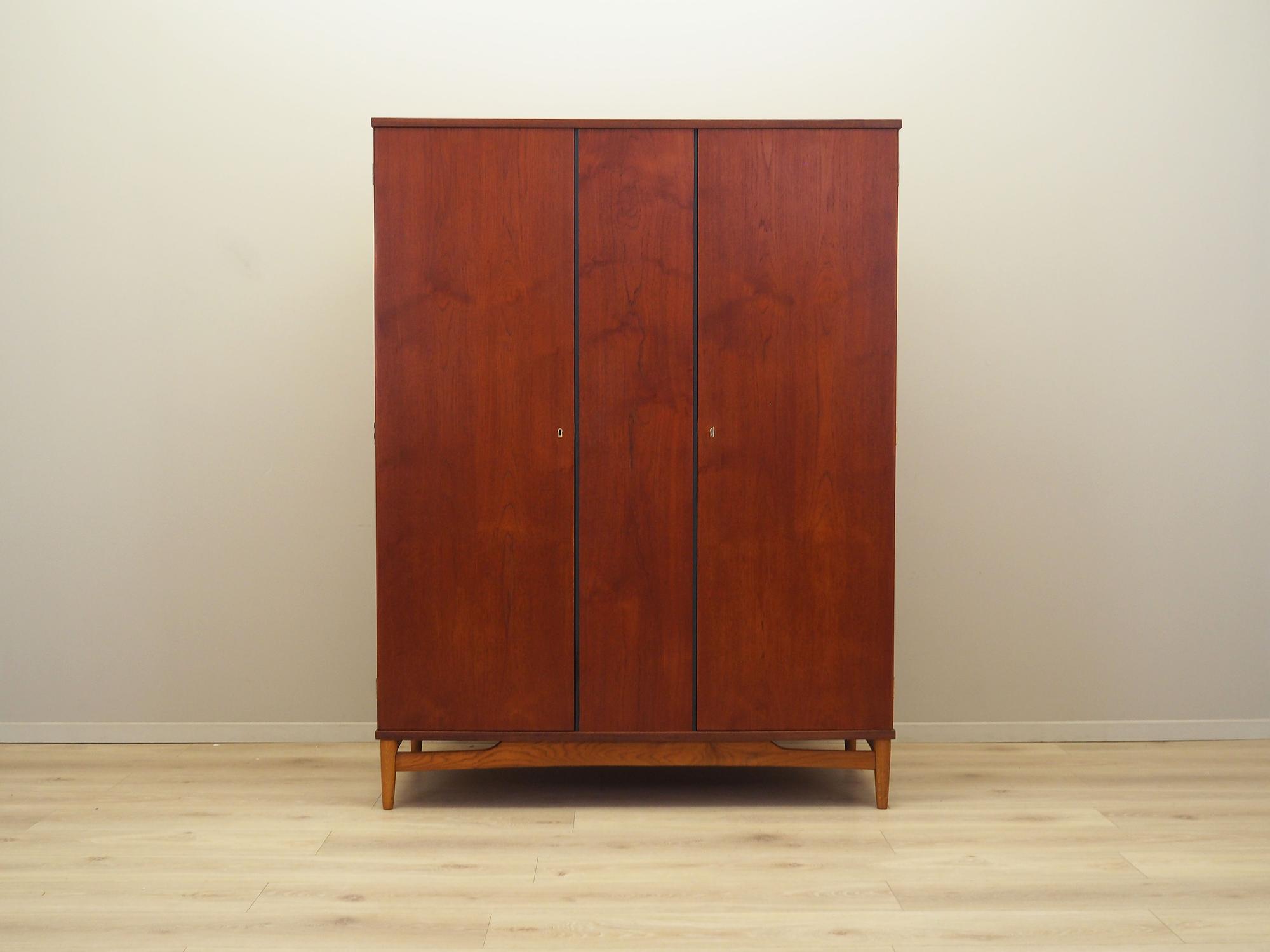 Kleiderschrank Teakholz 1960er Jahre 1