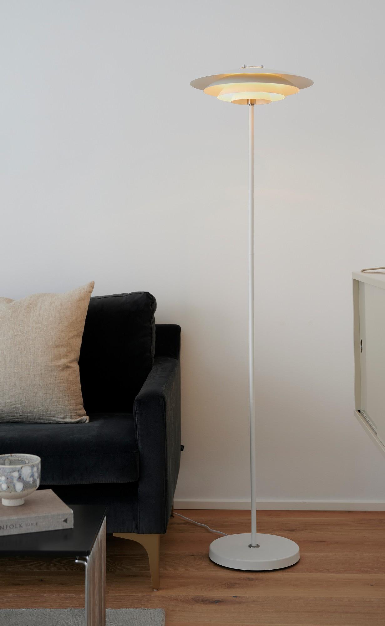 Bretagne Floor Lamp White 5