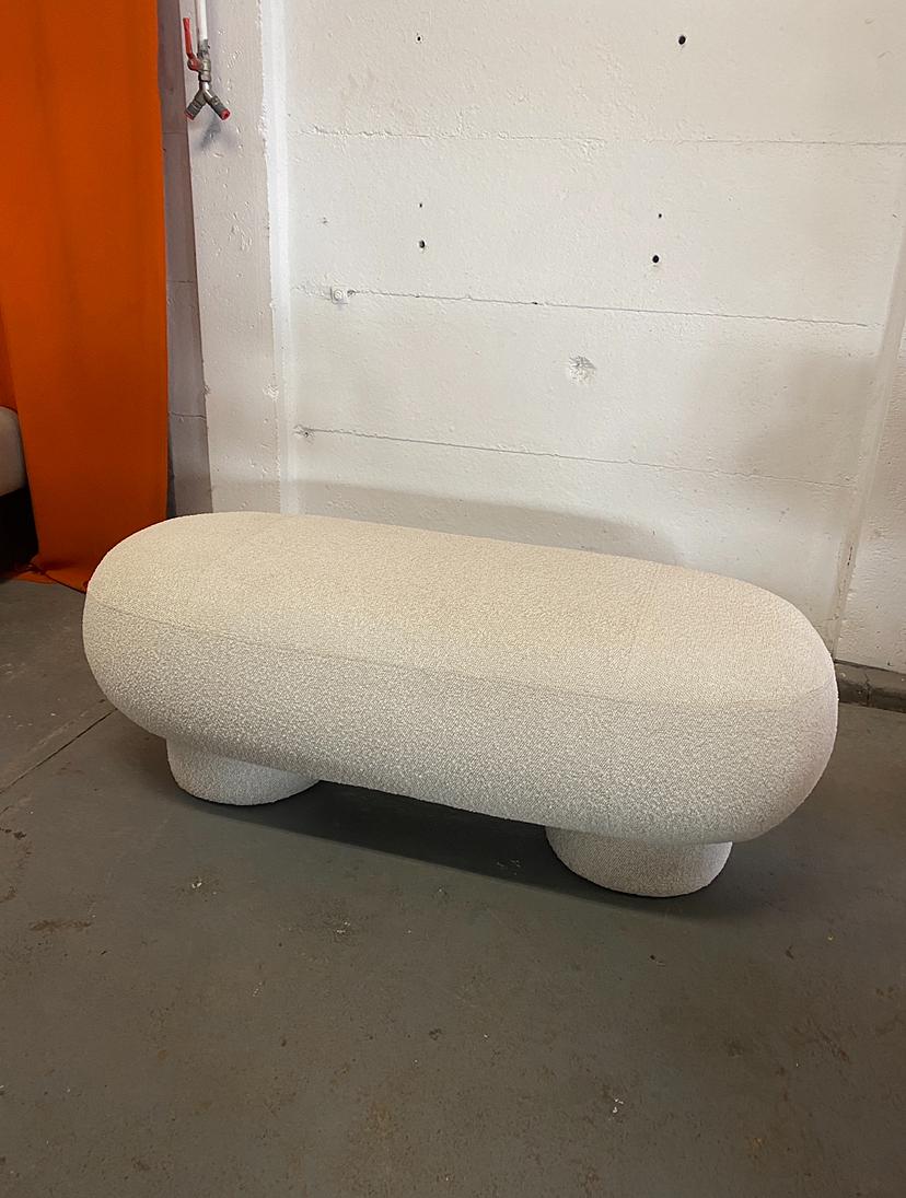 Big Foot Bench Off-White Bouclé 1