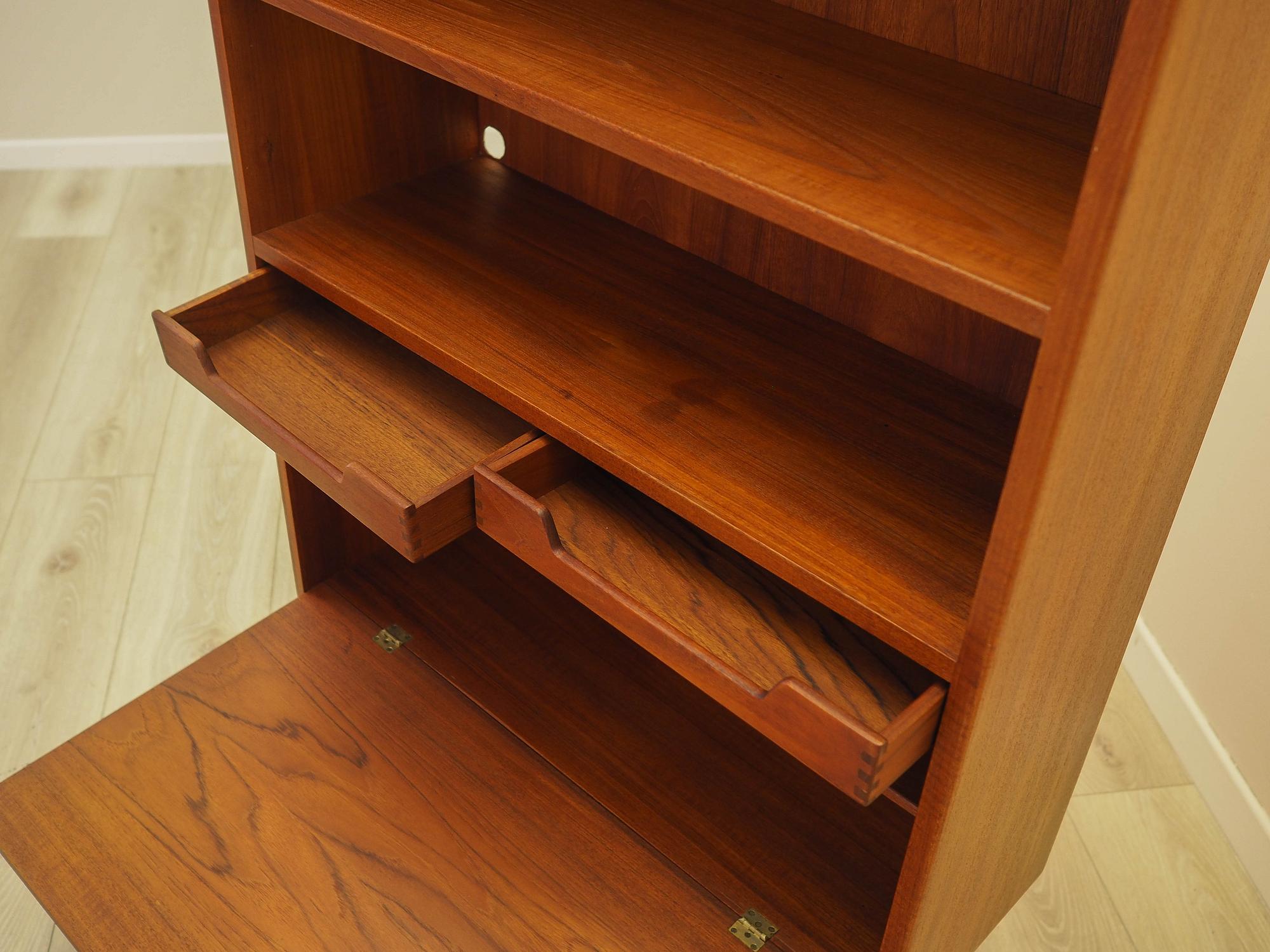 Teak Bookshelf 1970s 13