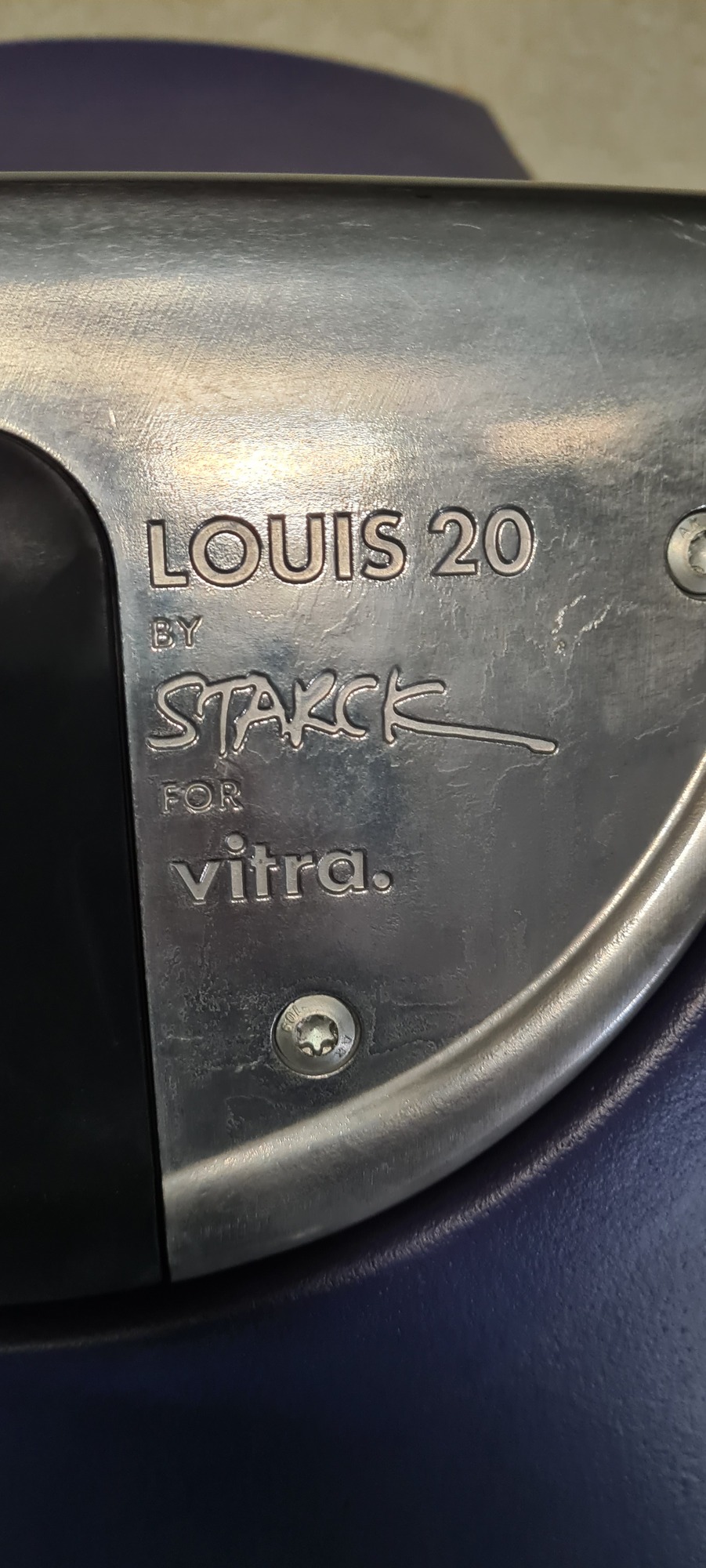 4x Louis 20 Stuhl by Philipp Starck Kunststoff Violett 4