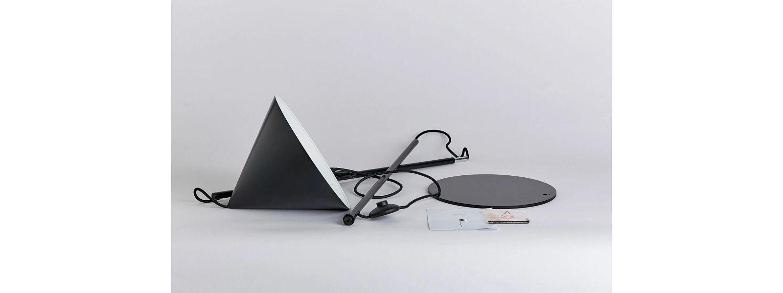 Benjamin Floor Lamp Black 7