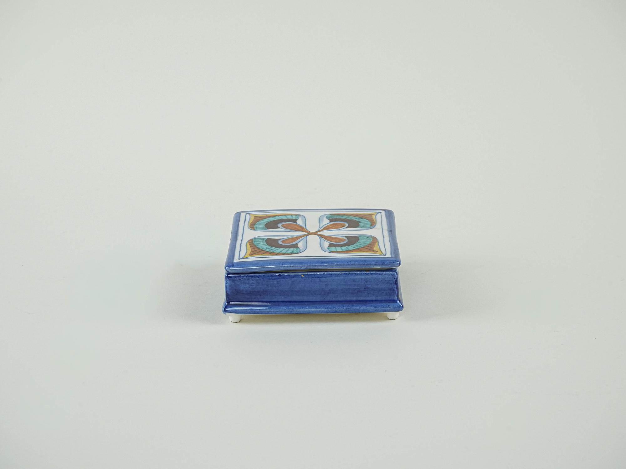 Toscari ceramic box Blue 1970s 2