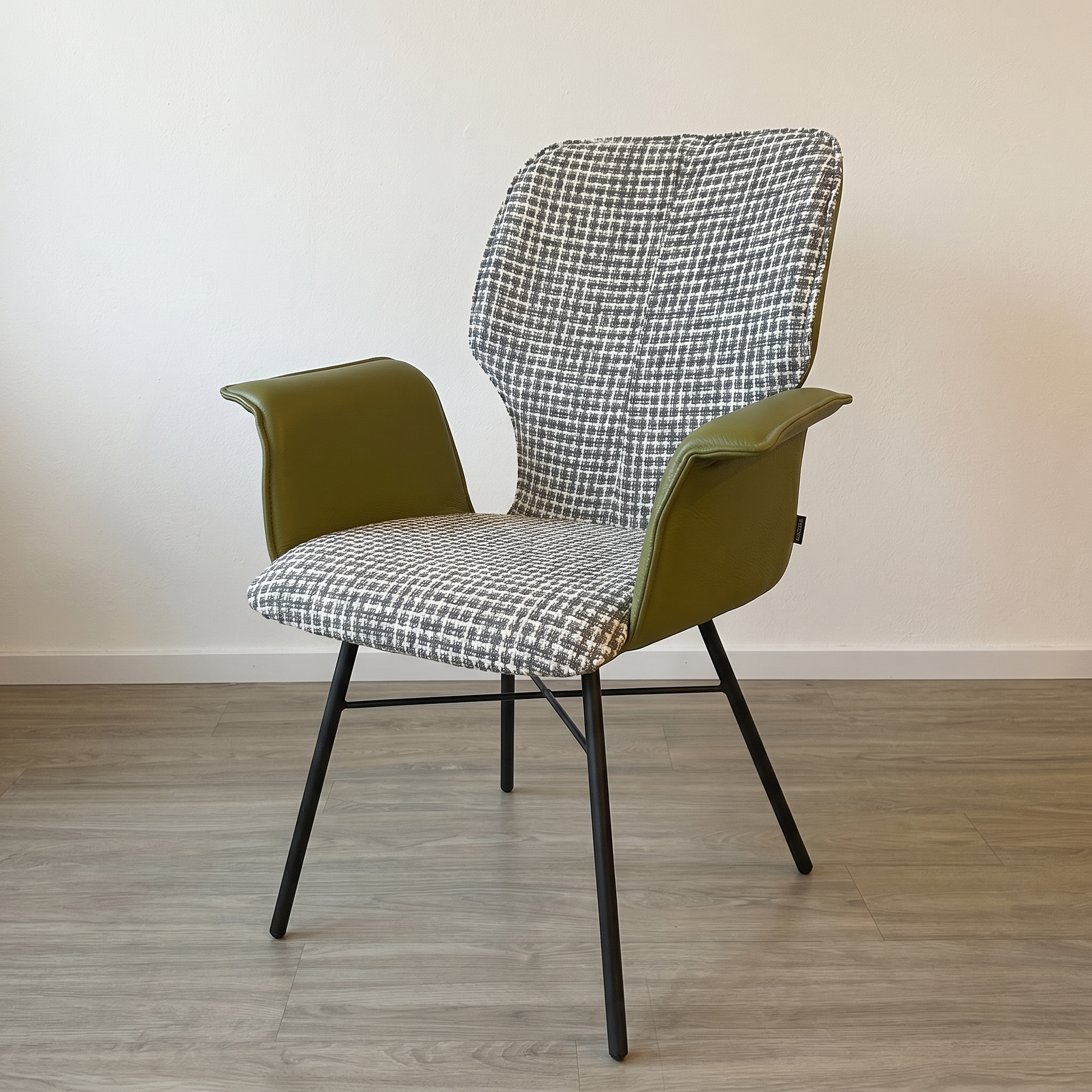 4x Nevio V1462 Armchair Leather 4