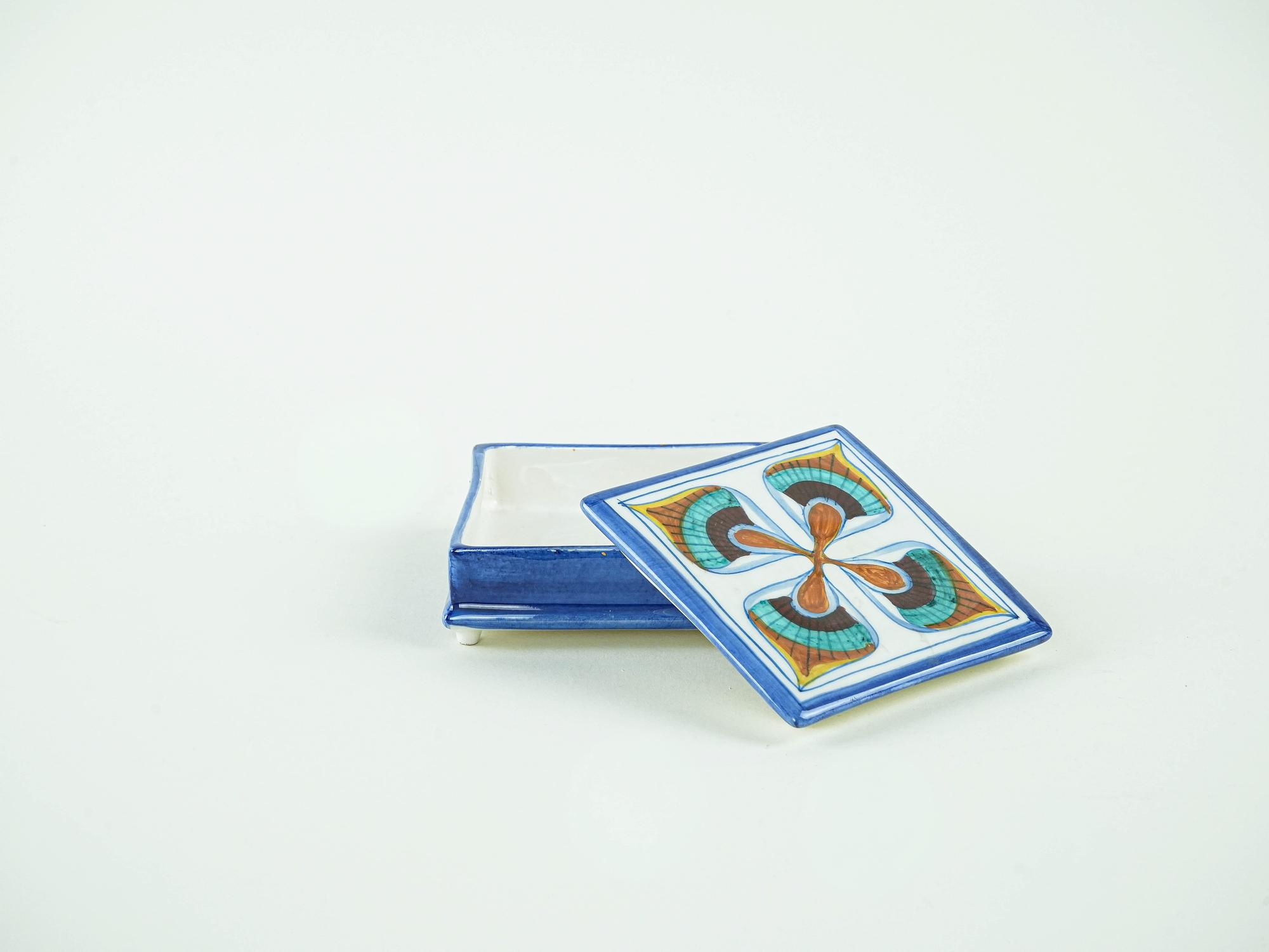 Toscari ceramic box Blue 1970s 3