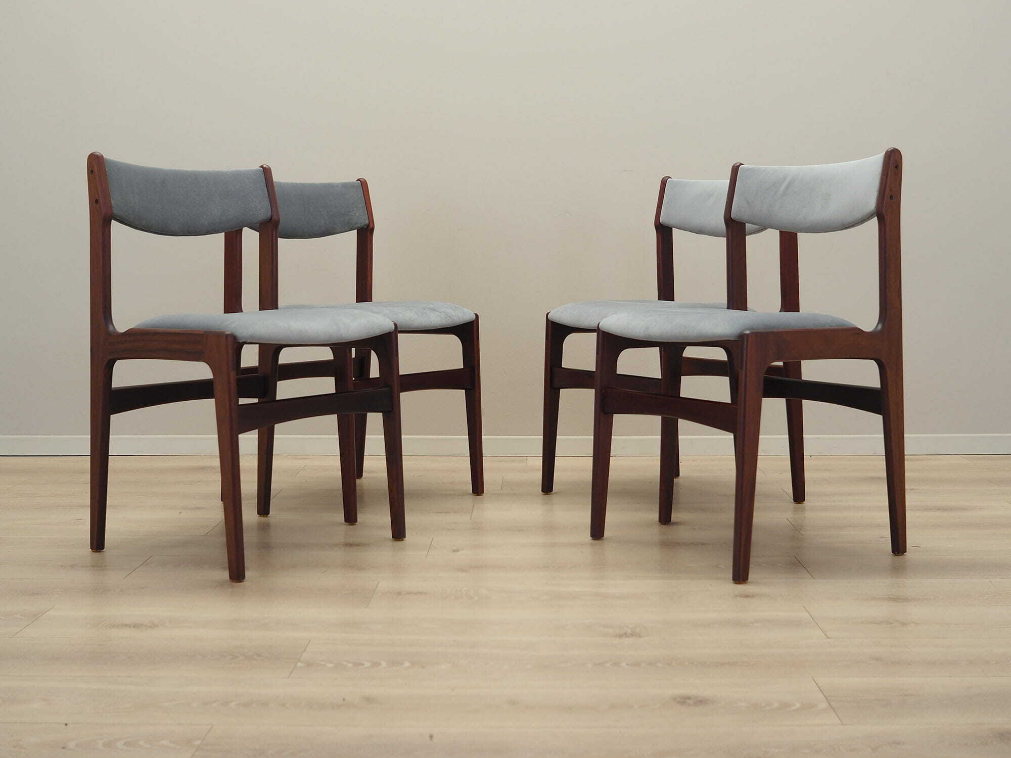 4x Vintage Chairs Mahogany Wood Velvet Grey 1970s 1