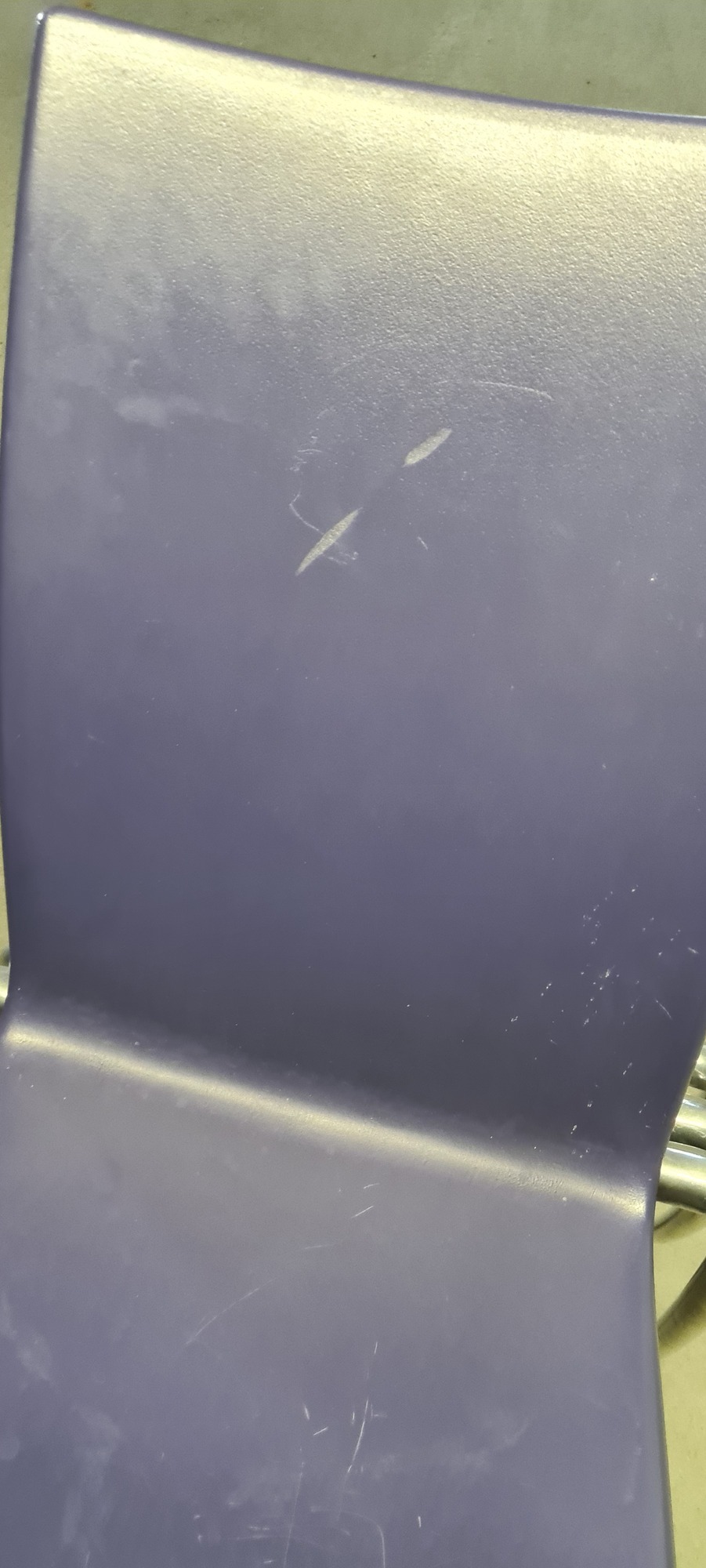 4x Louis 20 Stuhl by Philipp Starck Kunststoff Violett 8