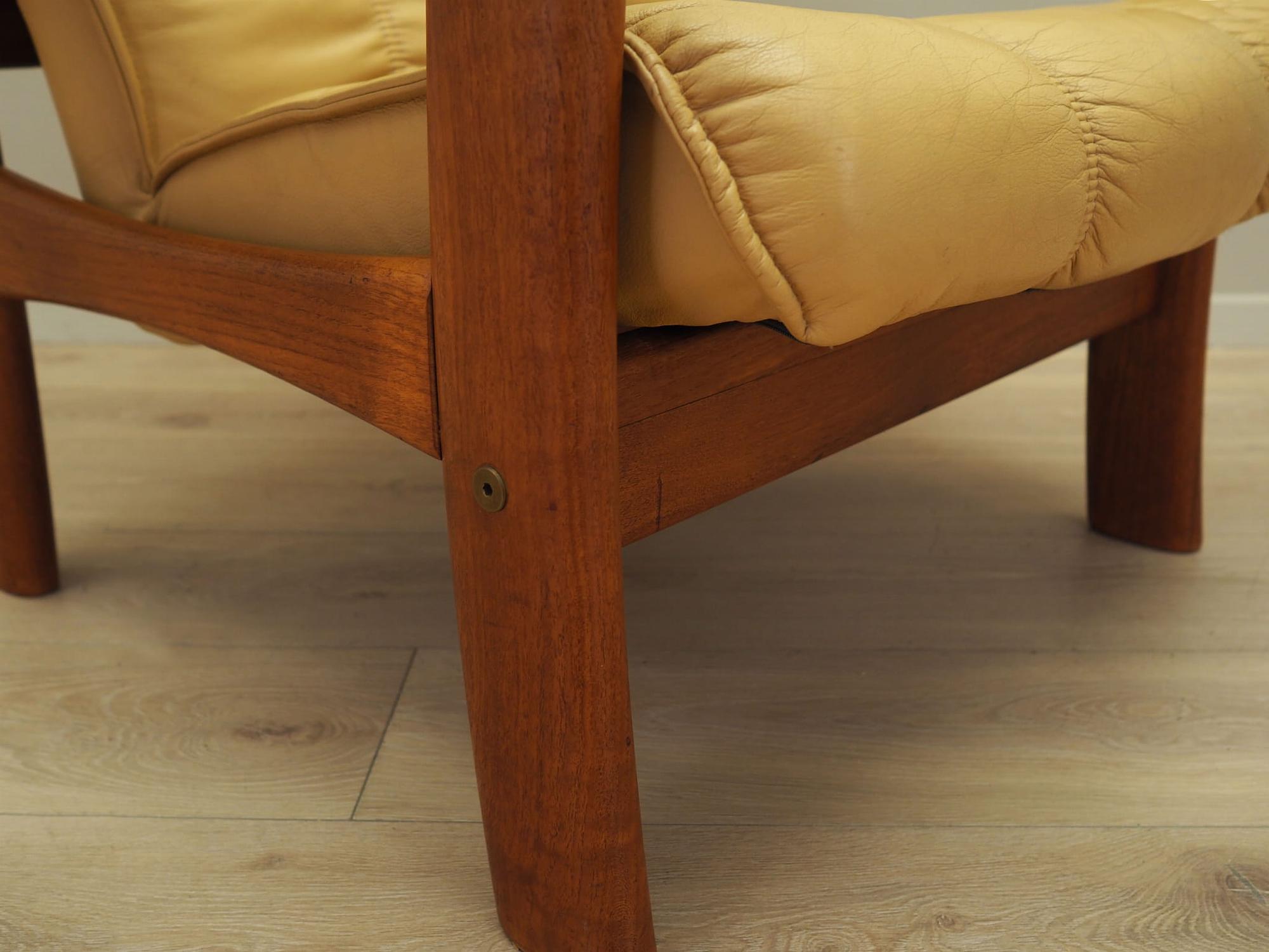 Armchair Teak Wood Leather Yellow 1960s 14