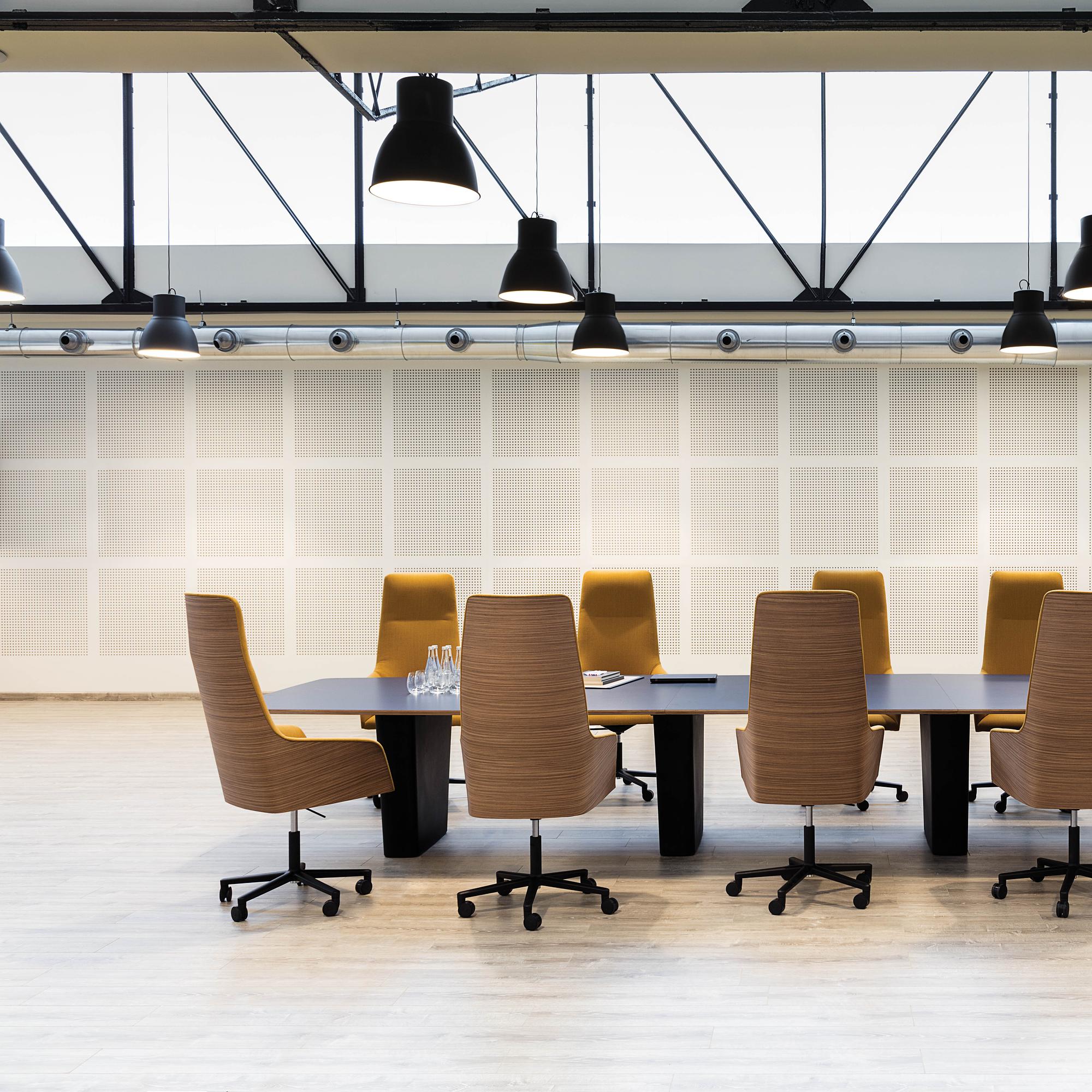 Alya Executive Armlehnstuhl Aluminium Gelb 4