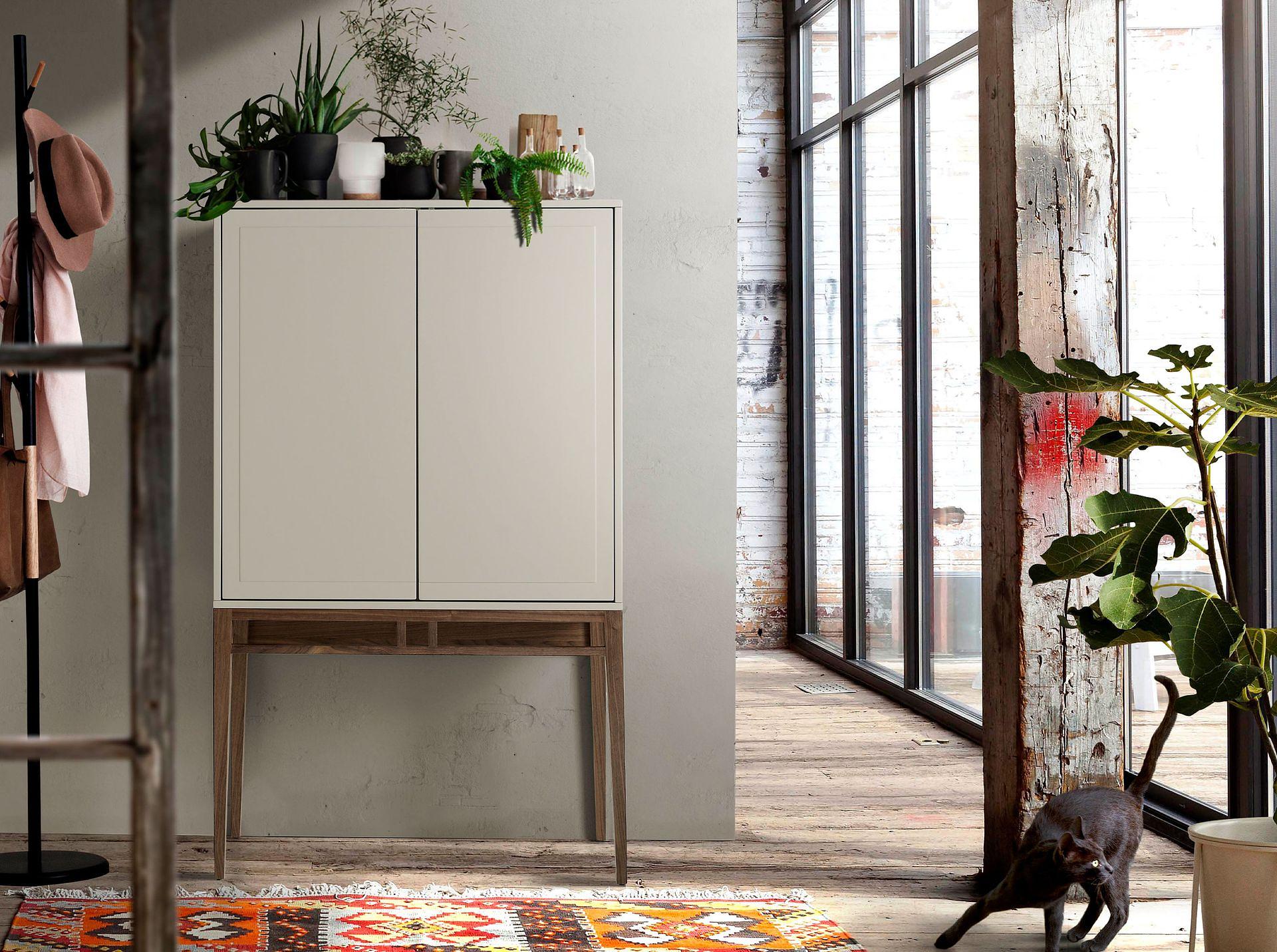 Hohes Sideboard Walnussfurnier Creme 6