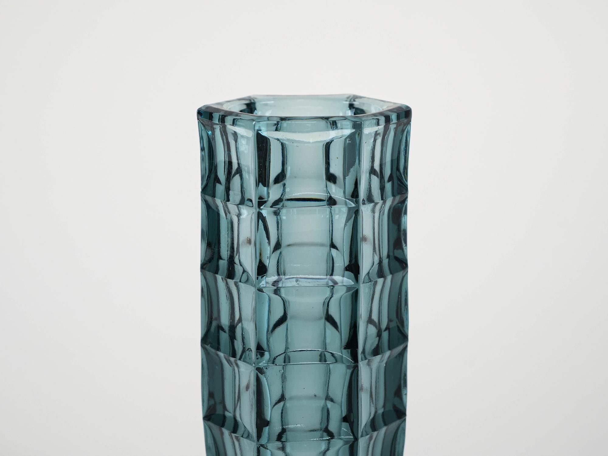 Glass vase 1970s 4