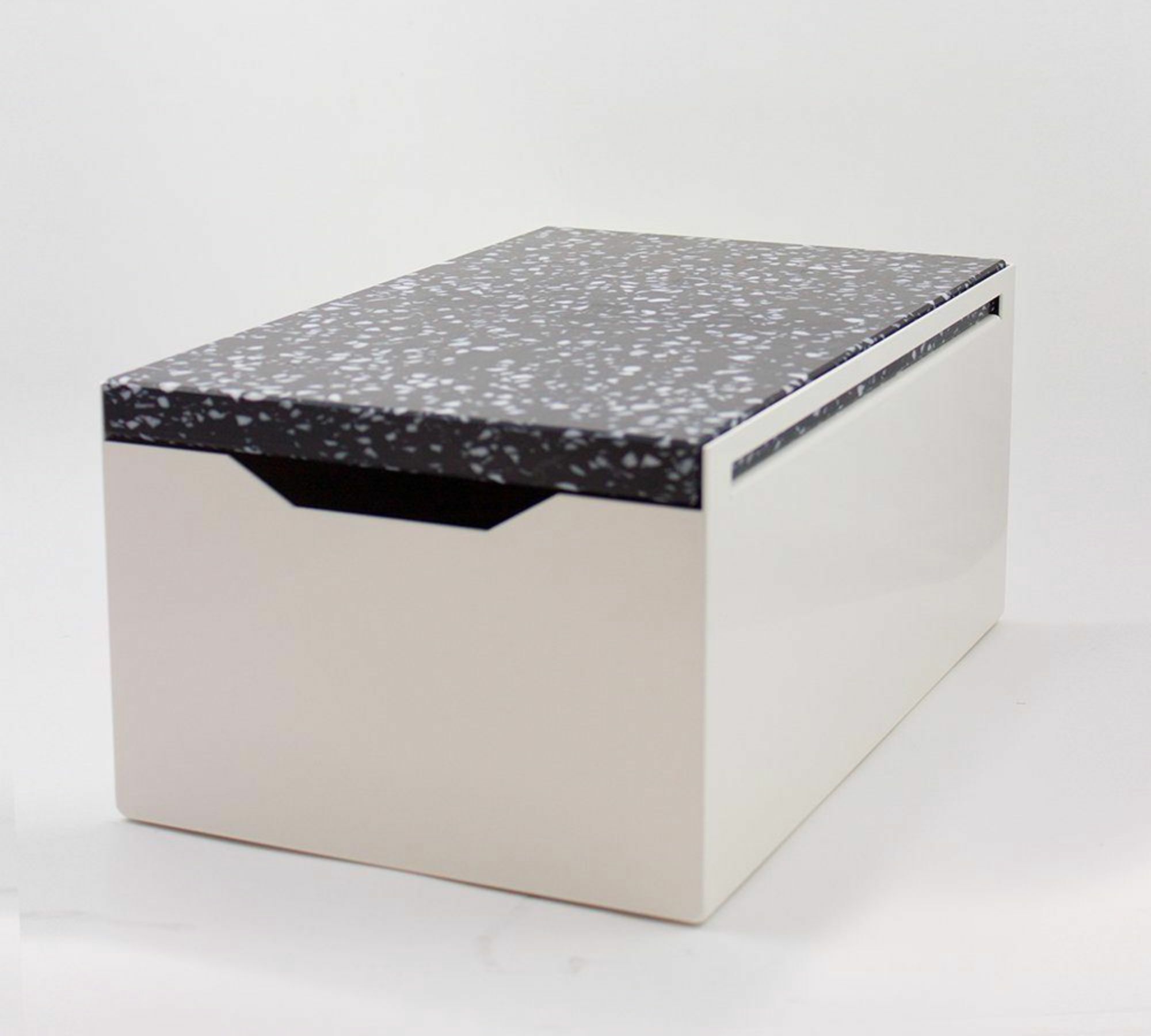 Brotbox Metall Weiß 0