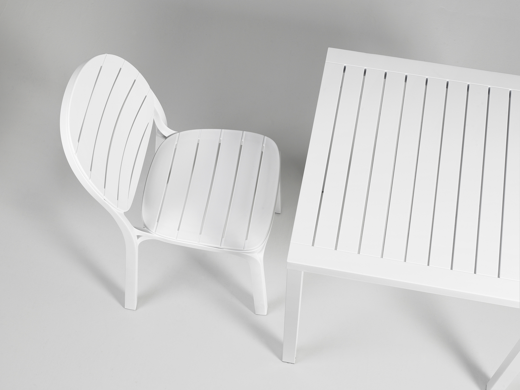 Cube 80 Gartentisch Kunststoff Metall Weiß 1