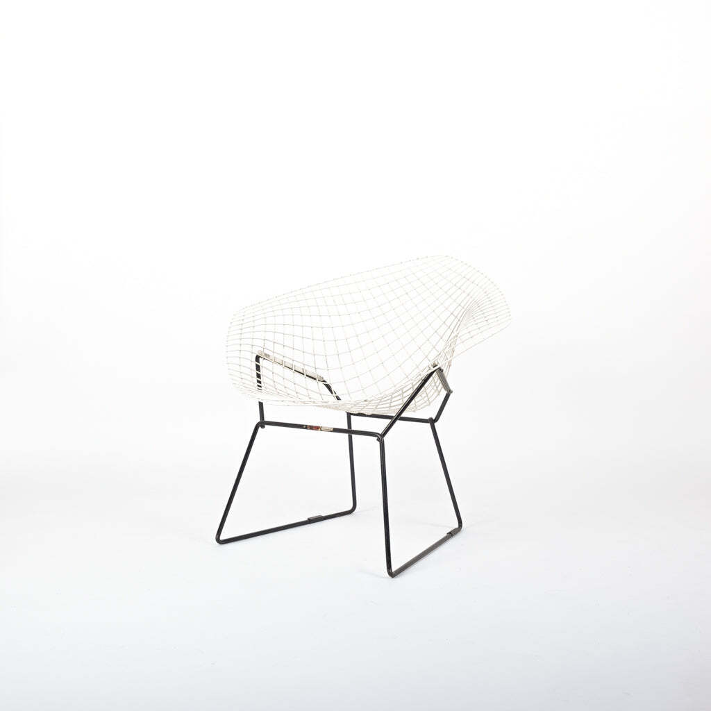 Bertoia Diamond Chair Stahl Weiß 1