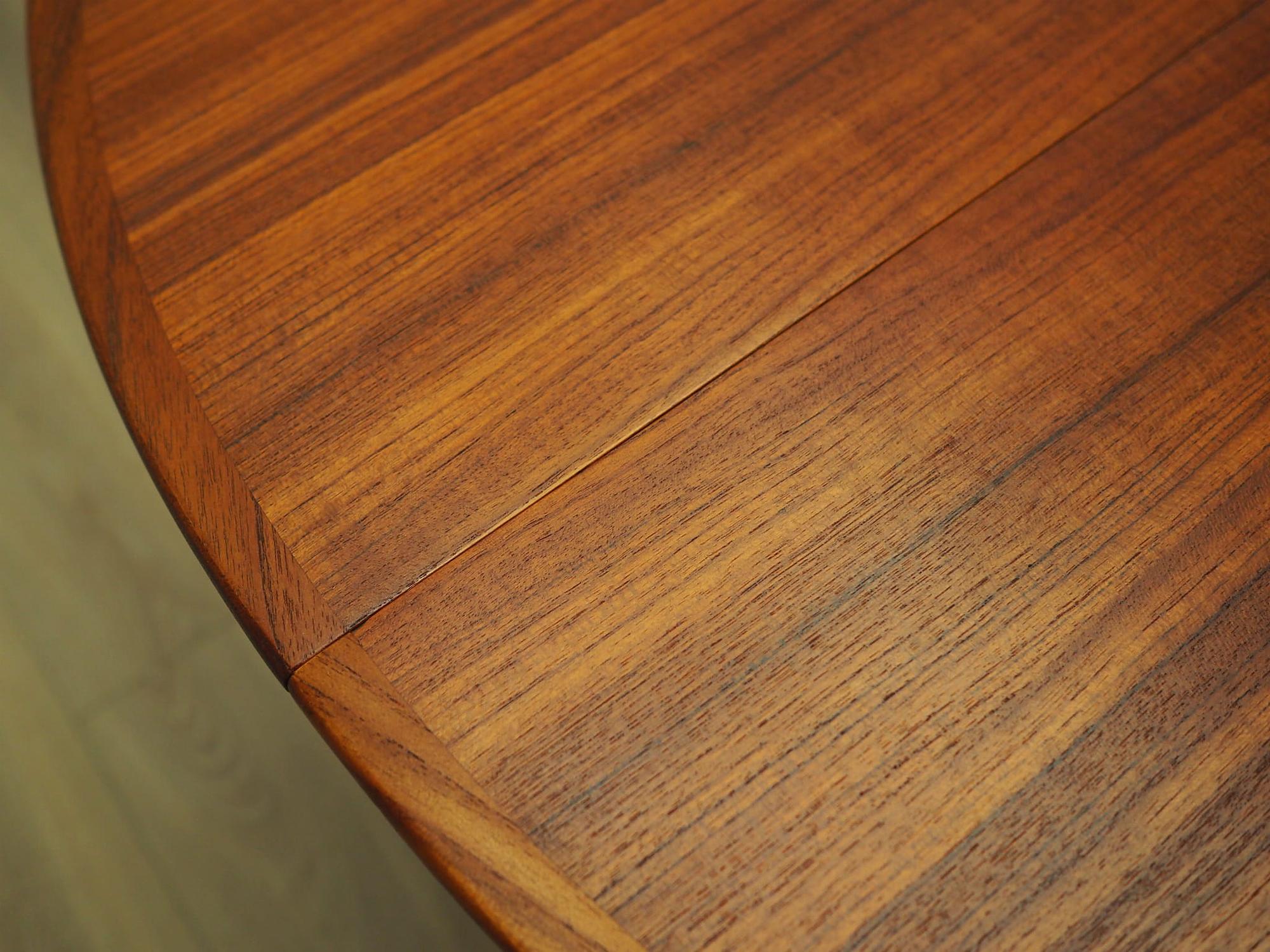 Dining table teak 1960s 122cm 5