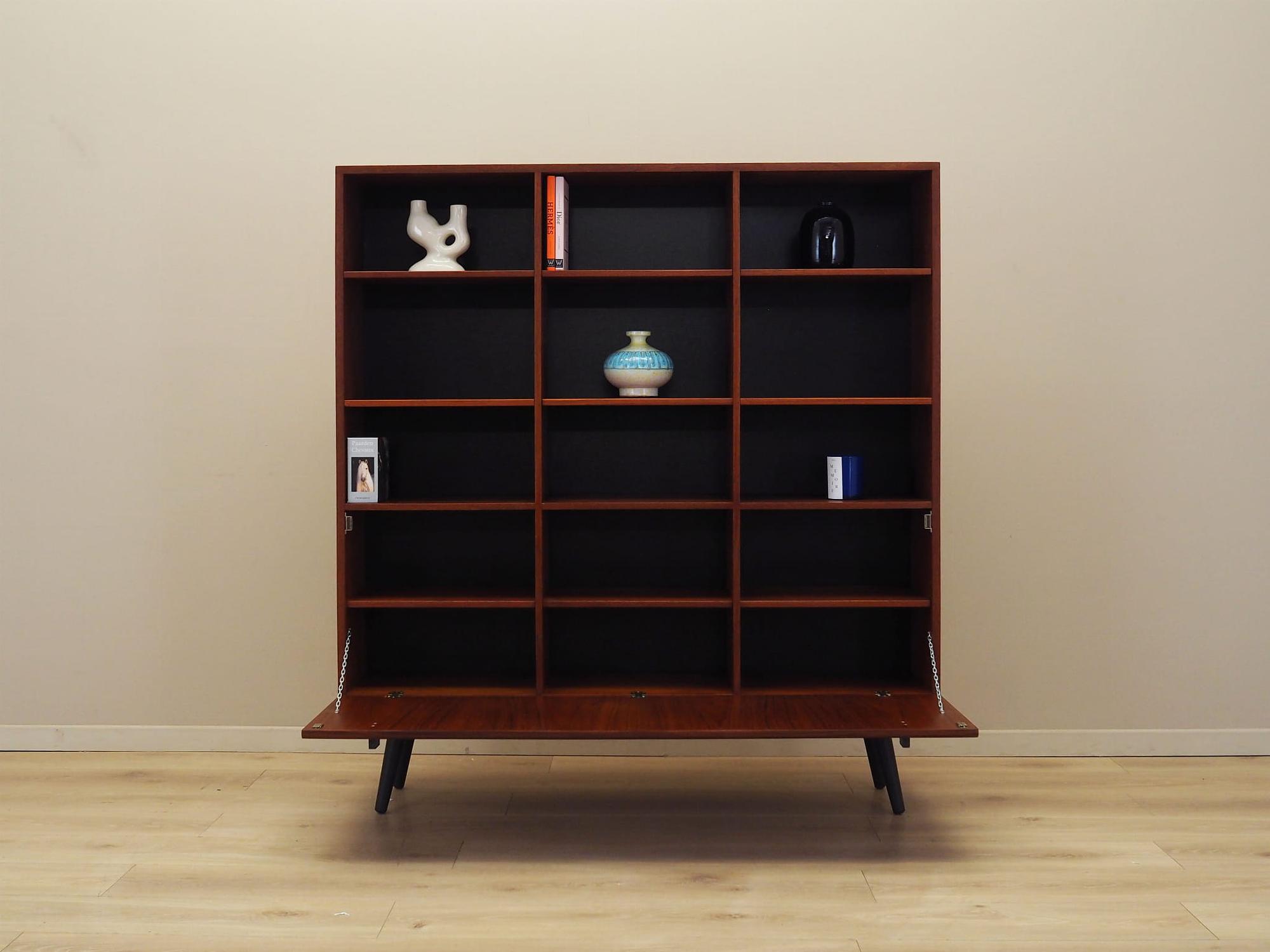 Regal Teakholz 1970er Jahre 2