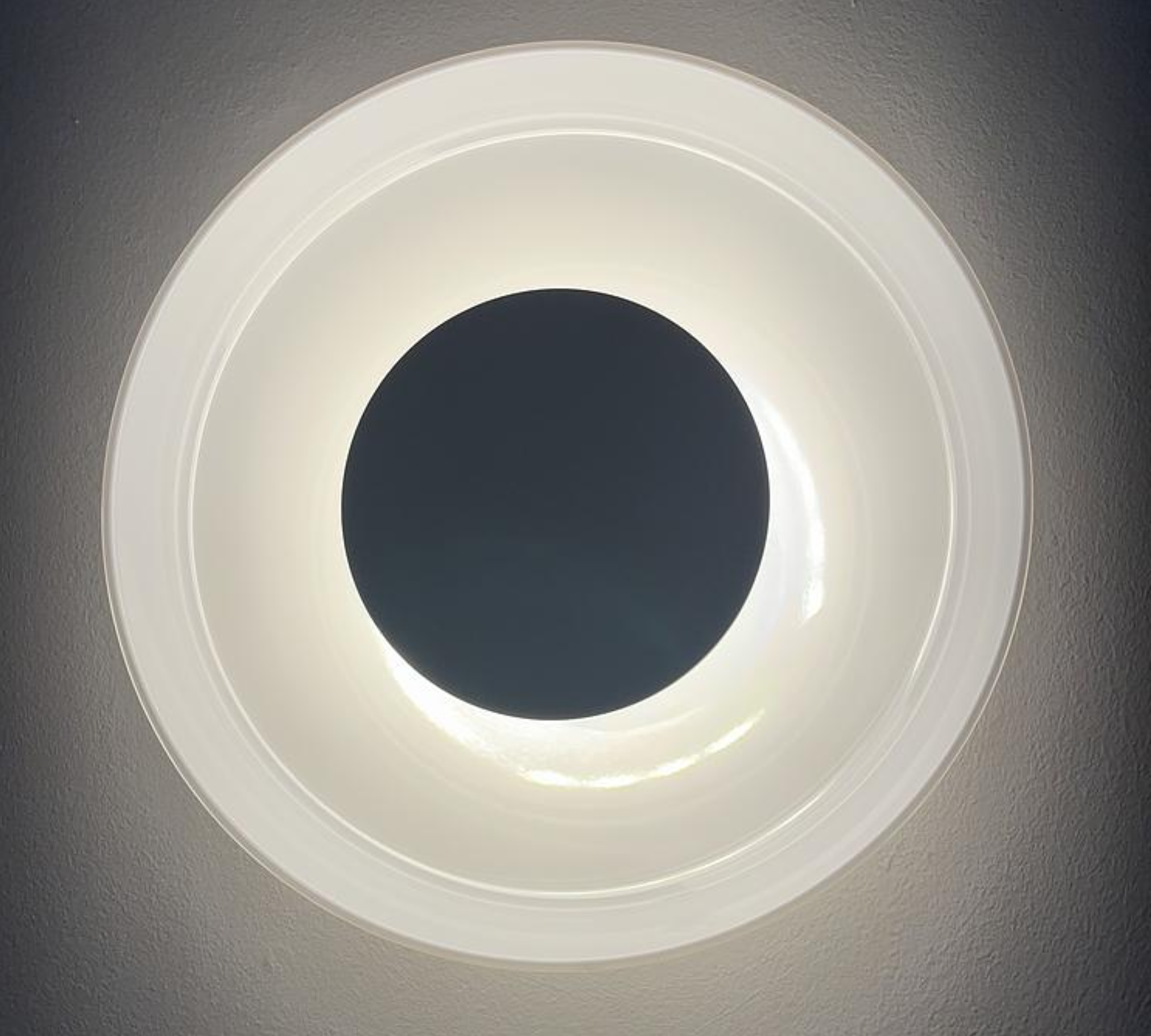 2x Aura Plus Wandleuchte Opal Weiß 1