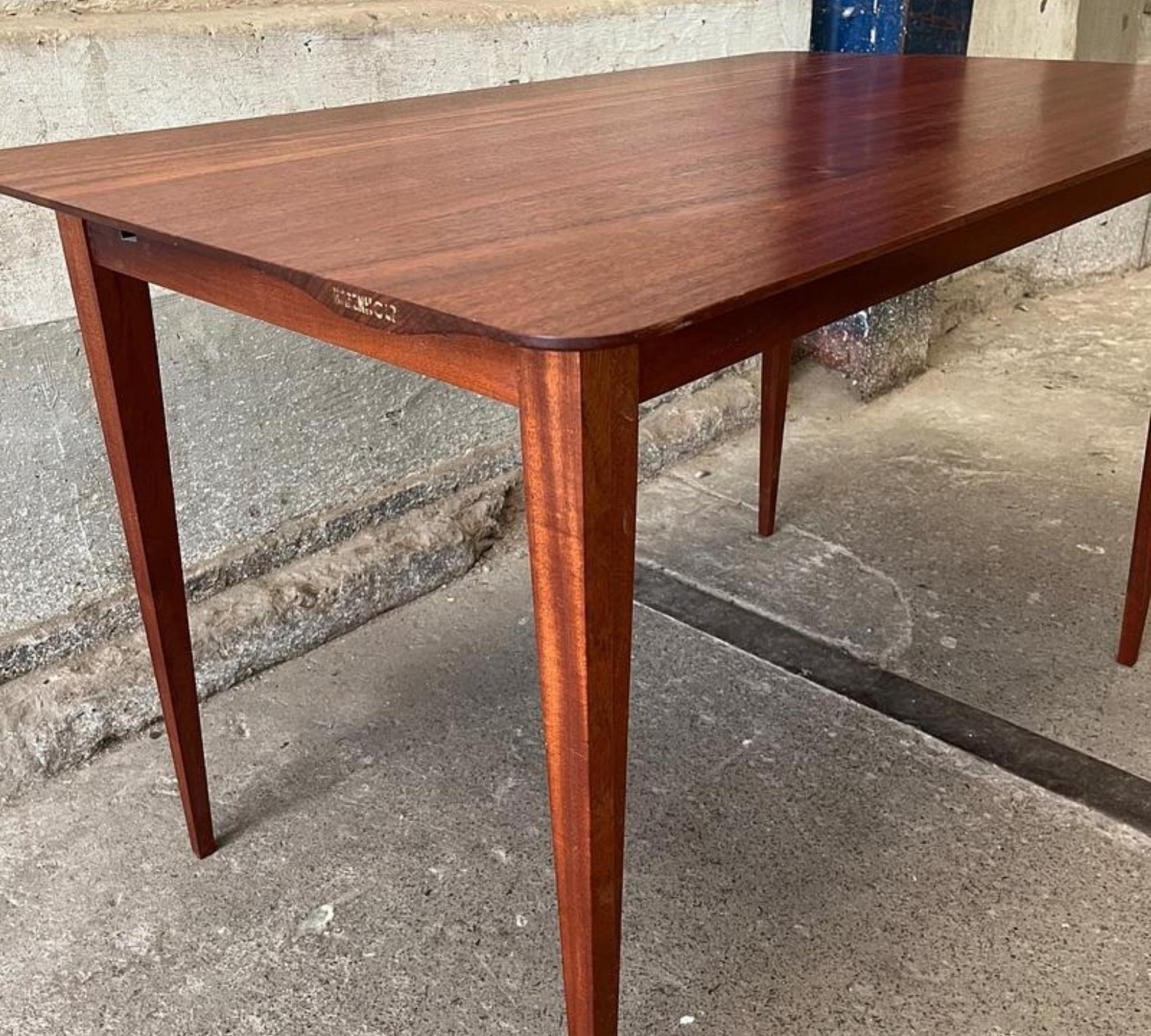 Beluga Tisch Vollholz Braun 4