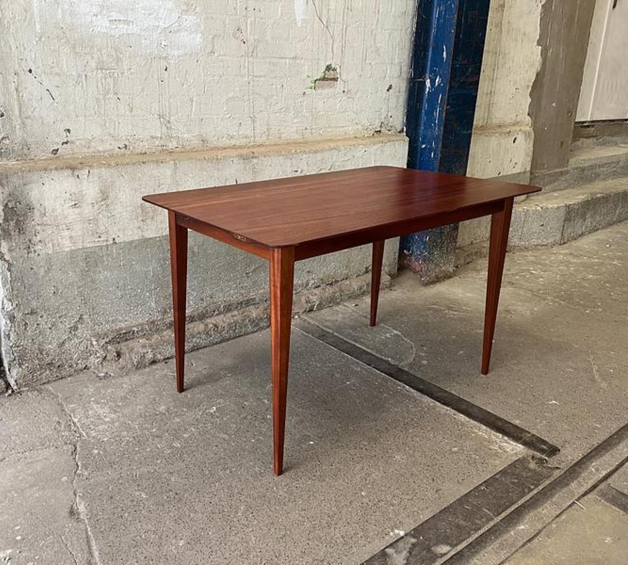 Beluga Tisch Vollholz Braun 5