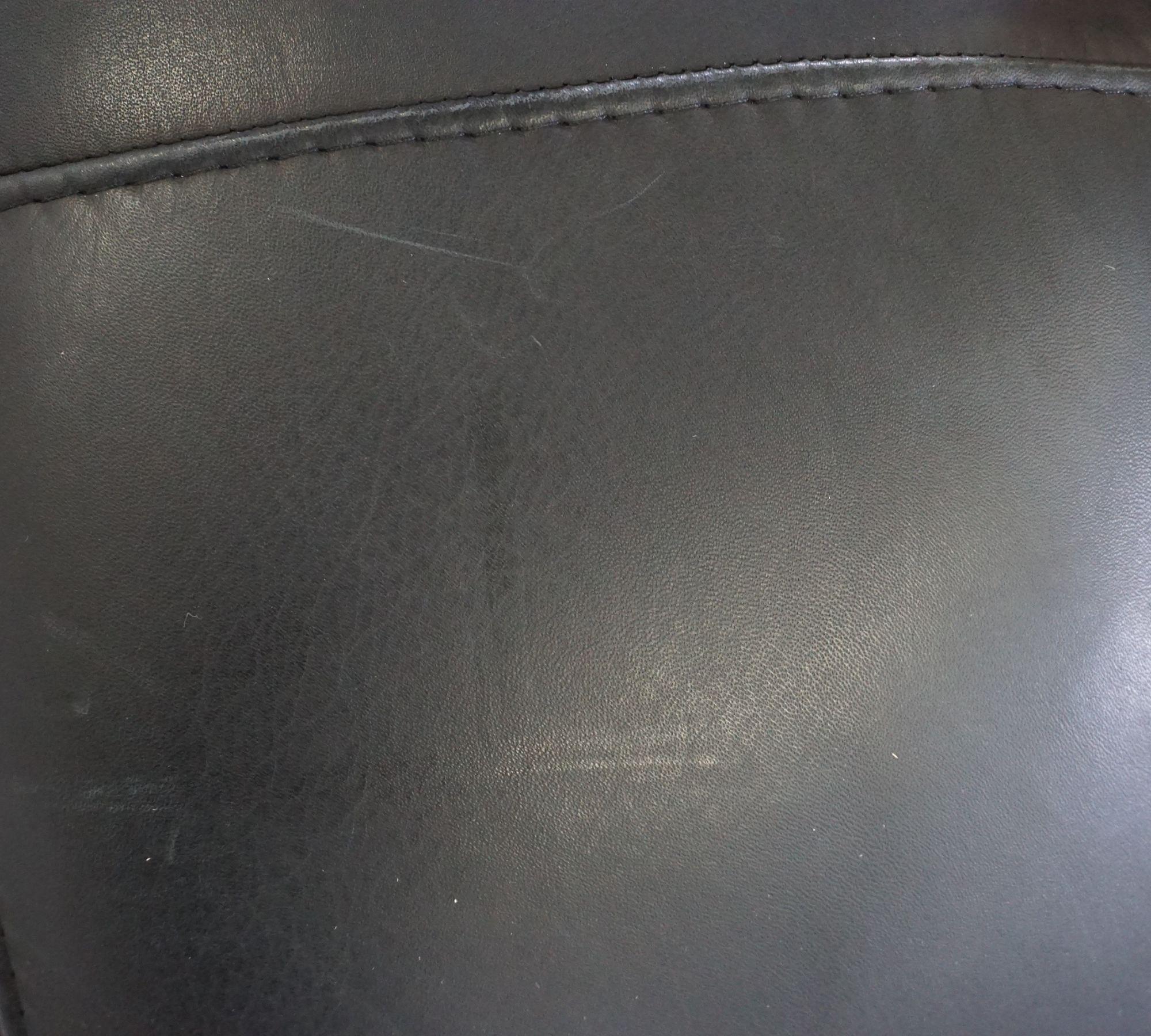Bermuda Hocker Sienna-Leder Schwarz 3