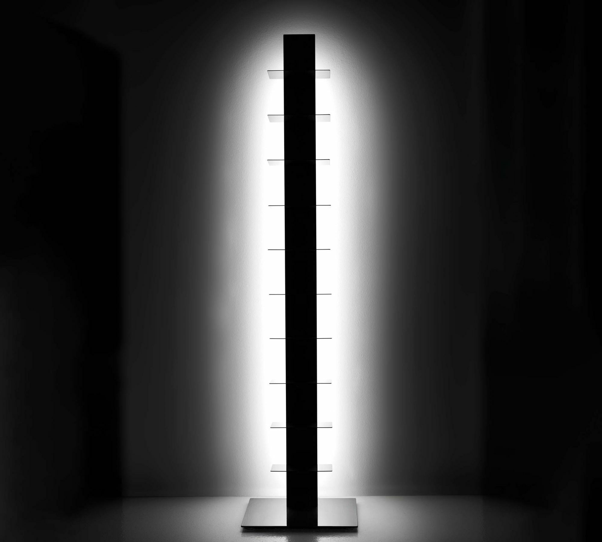 Lux LED Leuchte Aluminium Schwarz 4