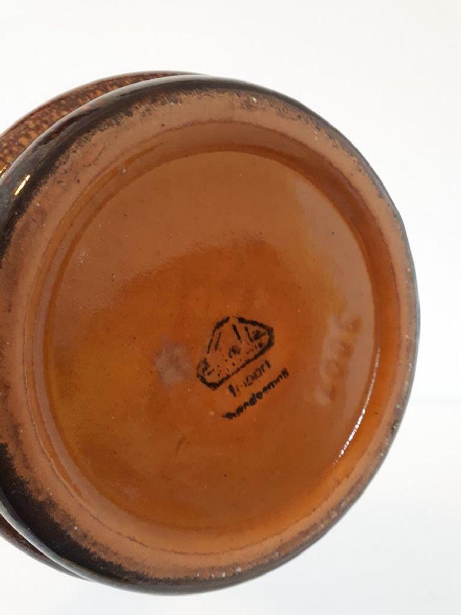 Vase mit Henkel Braun 2