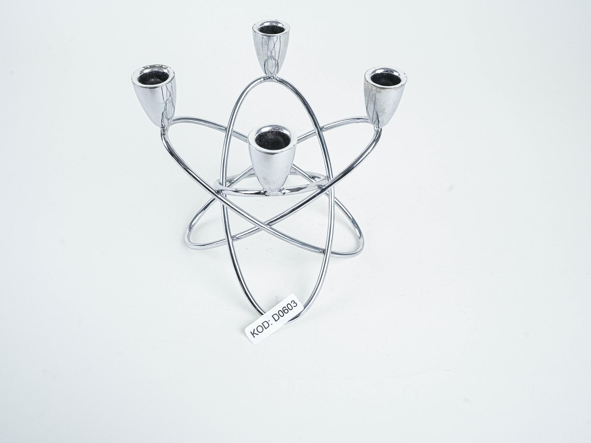 Geometrischer Metallkerzenständer 1960er Jahre 5