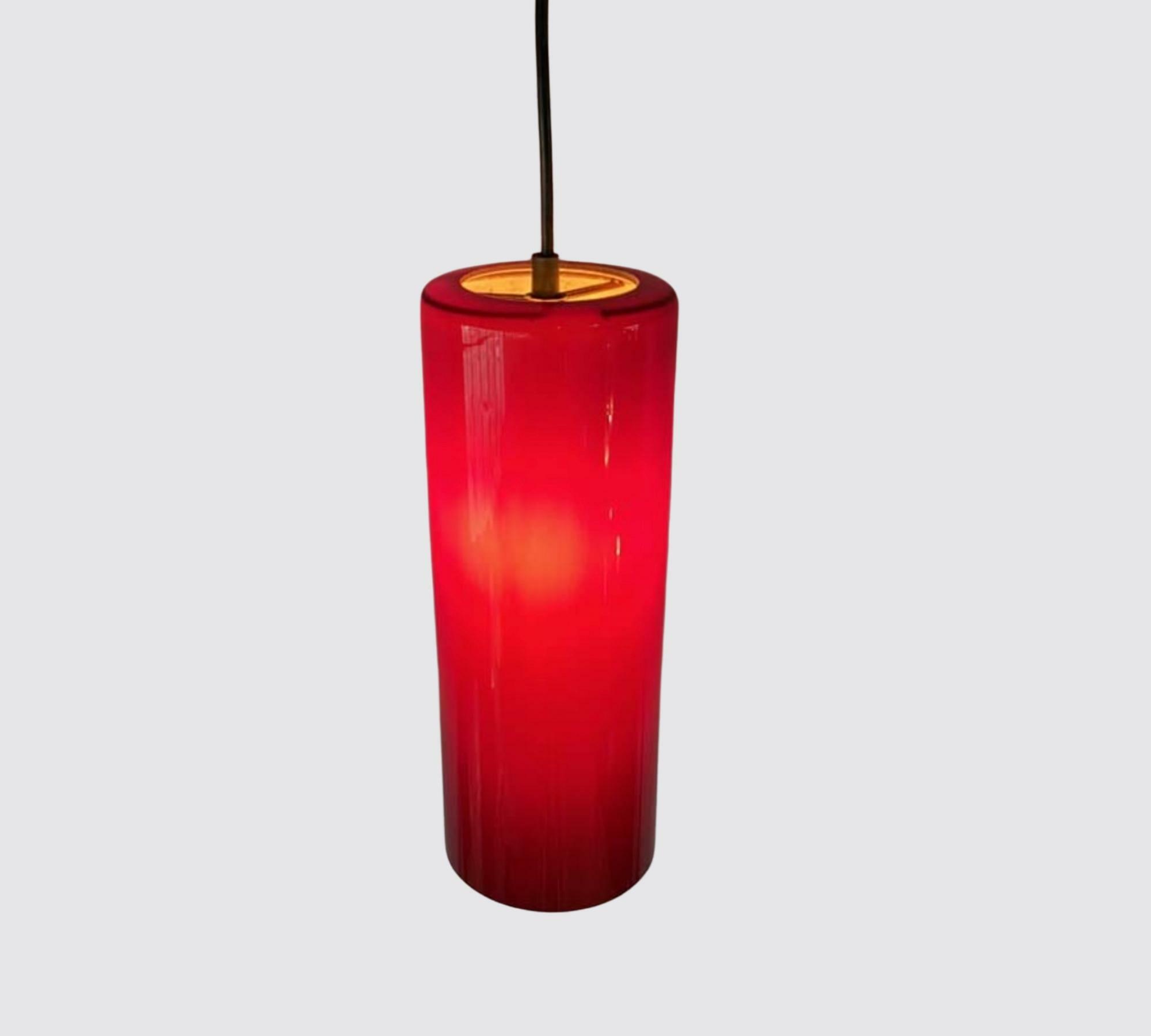 Zyliner-Hängeleuchte Glas Rot 1960er 1