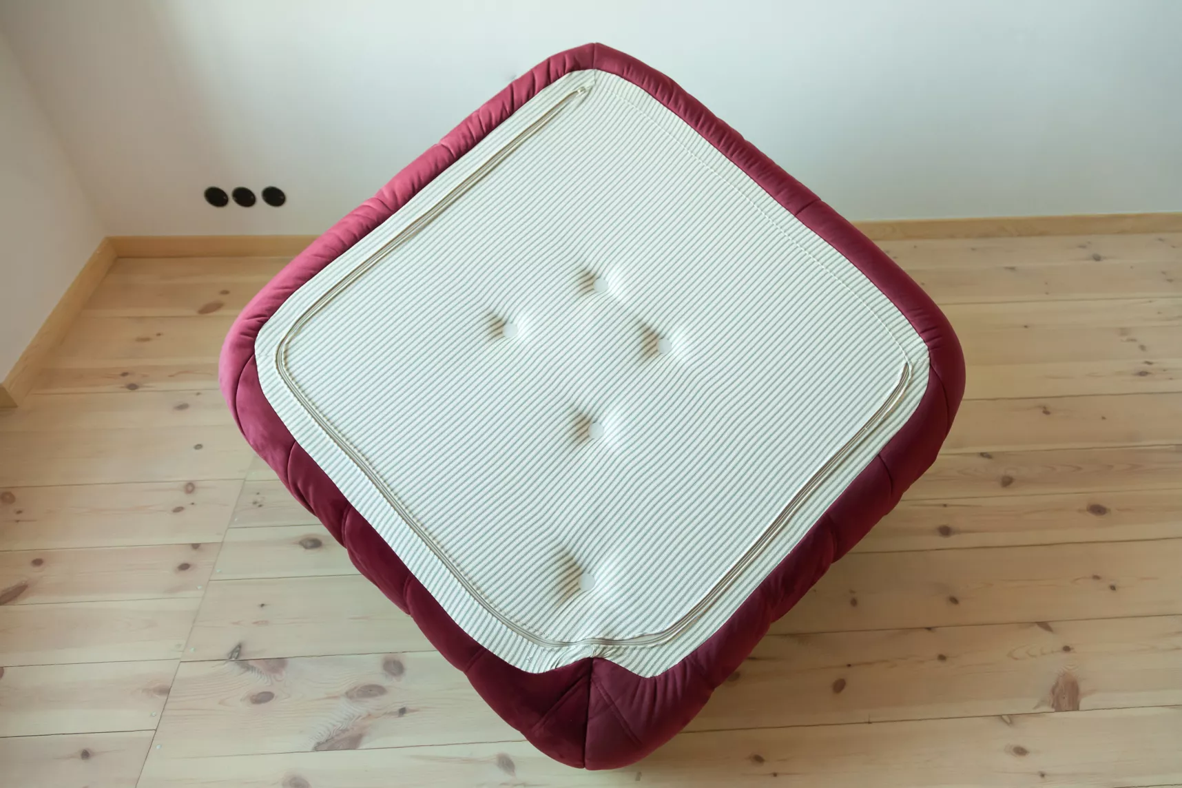 Togo Corner Sofa Velvet Burgundy 6