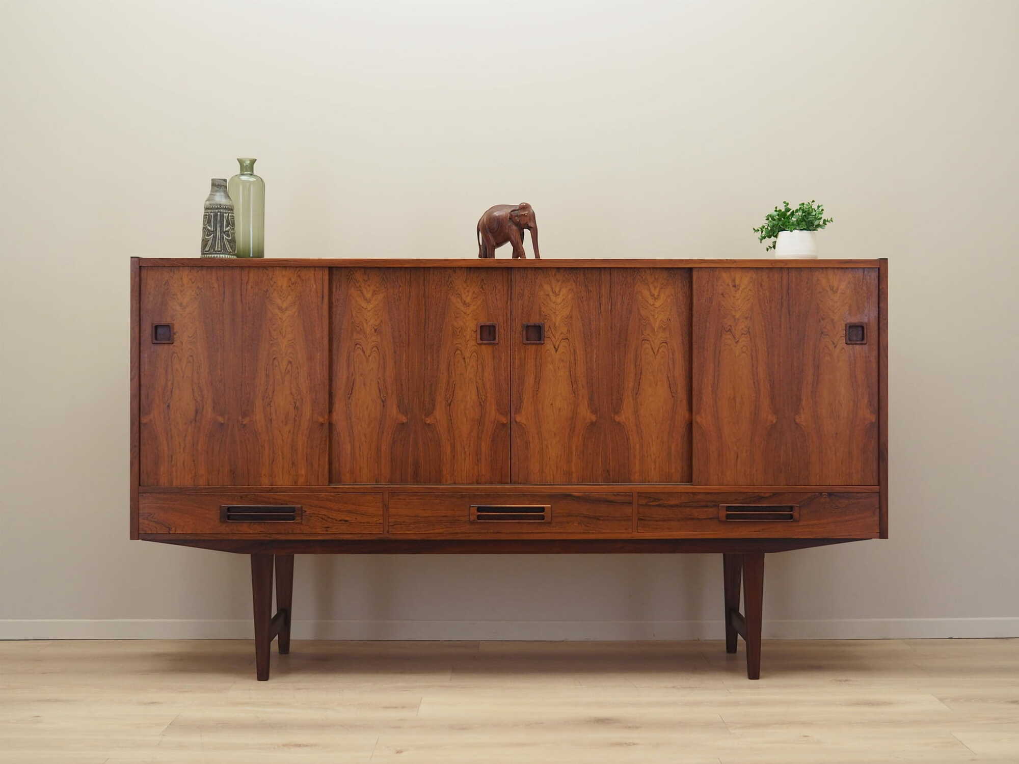 Highboard Rosenholz Braun 1960er Jahre 1