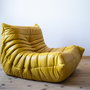 Set Poltrona e Pouf Togo in Pelle Pull-Up Giallo 1