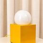 Bob 14 Tischleuchte Gelb mit USB-C Ladestation 4